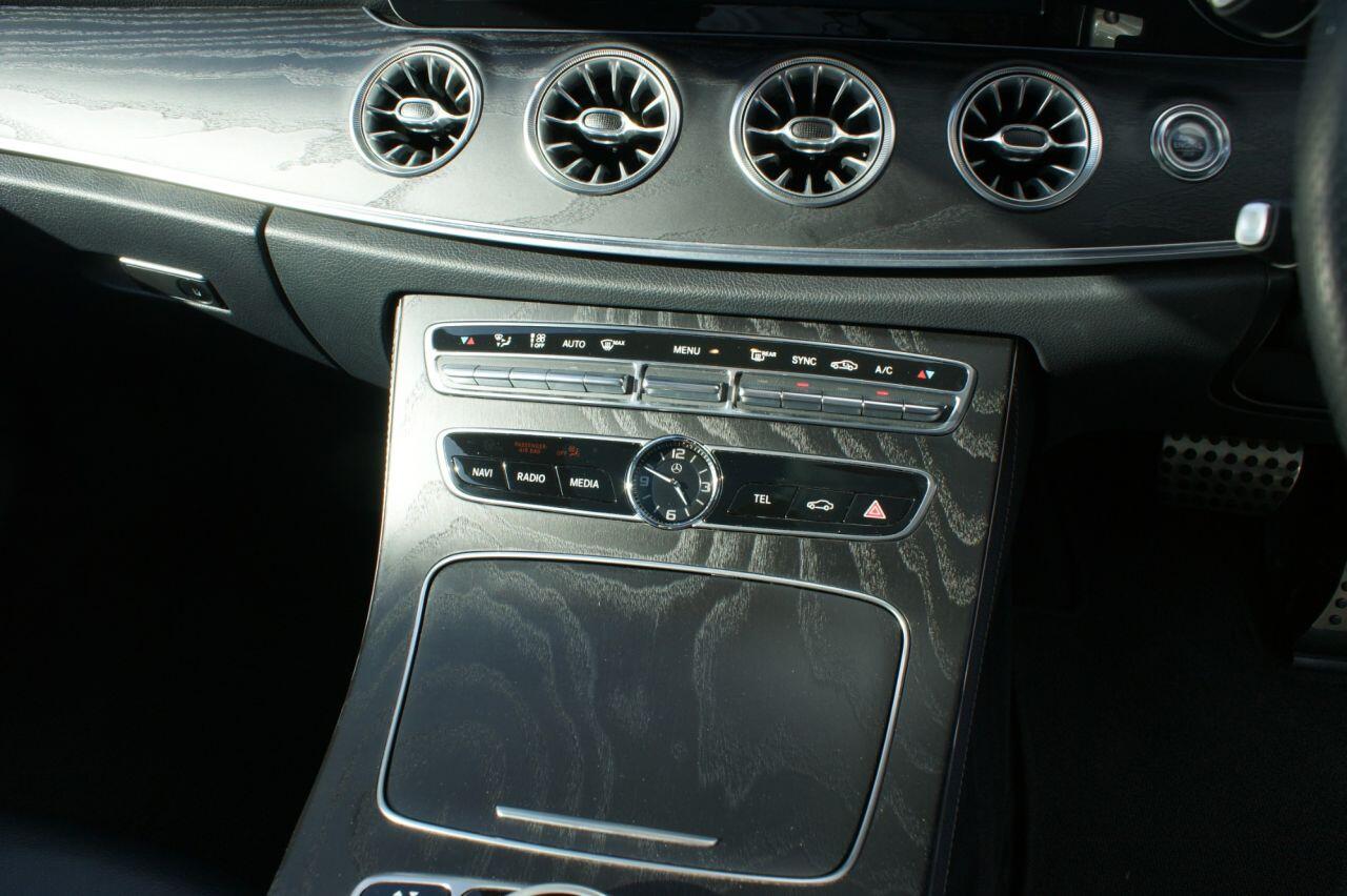 Mercedes-Benz E Class view 46