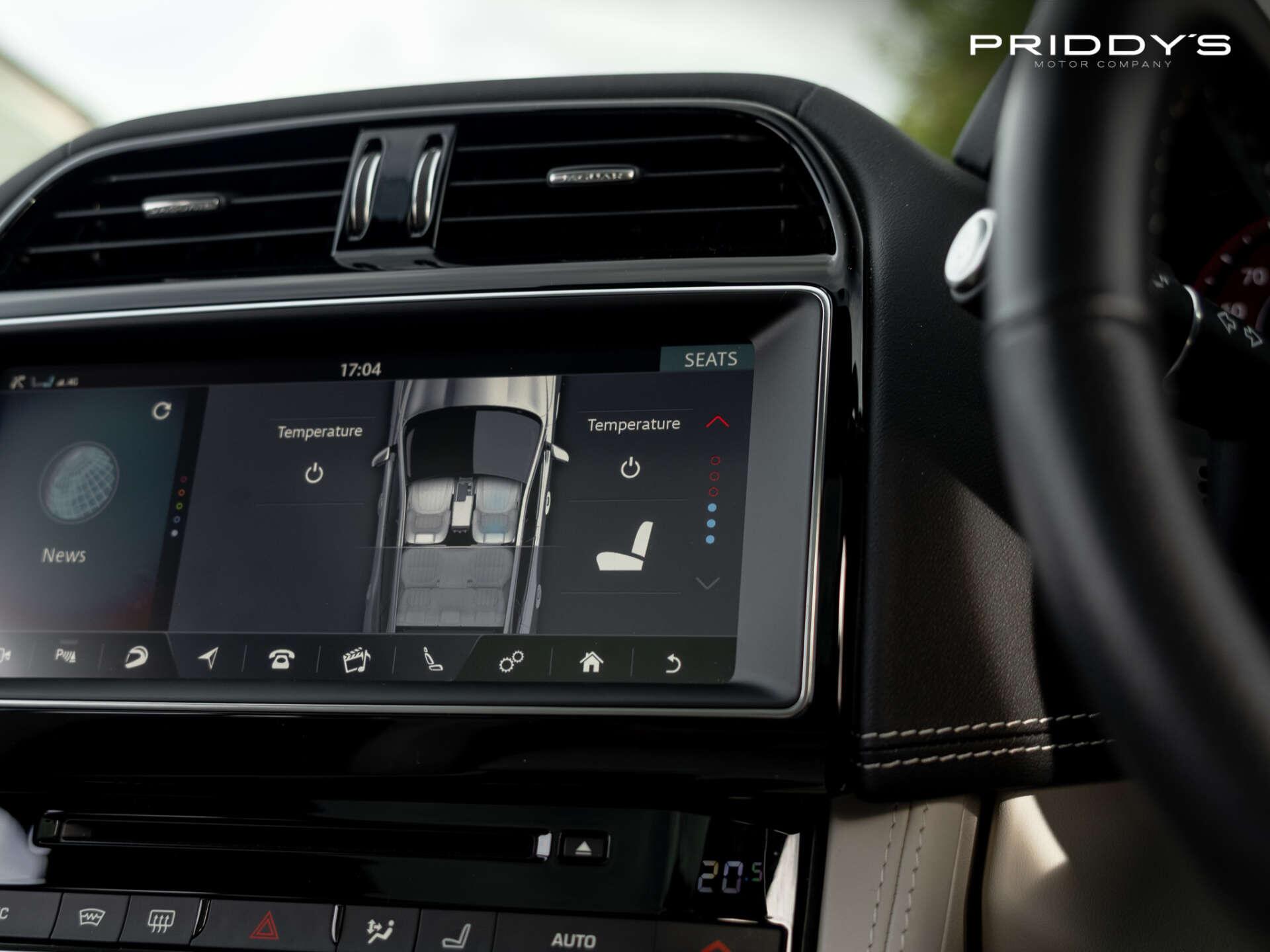 Jaguar F-Pace view 46