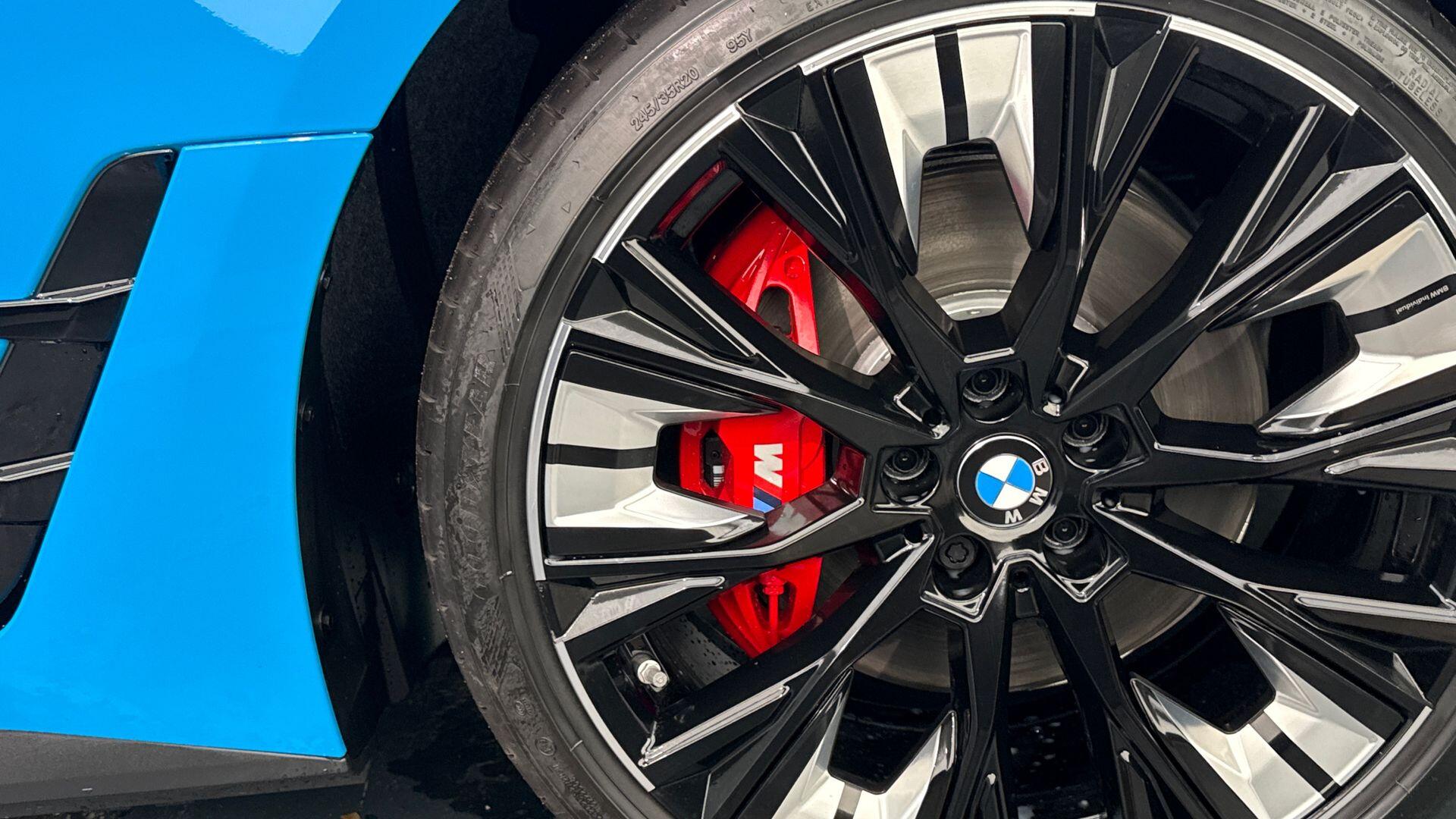 BMW i4 view 35