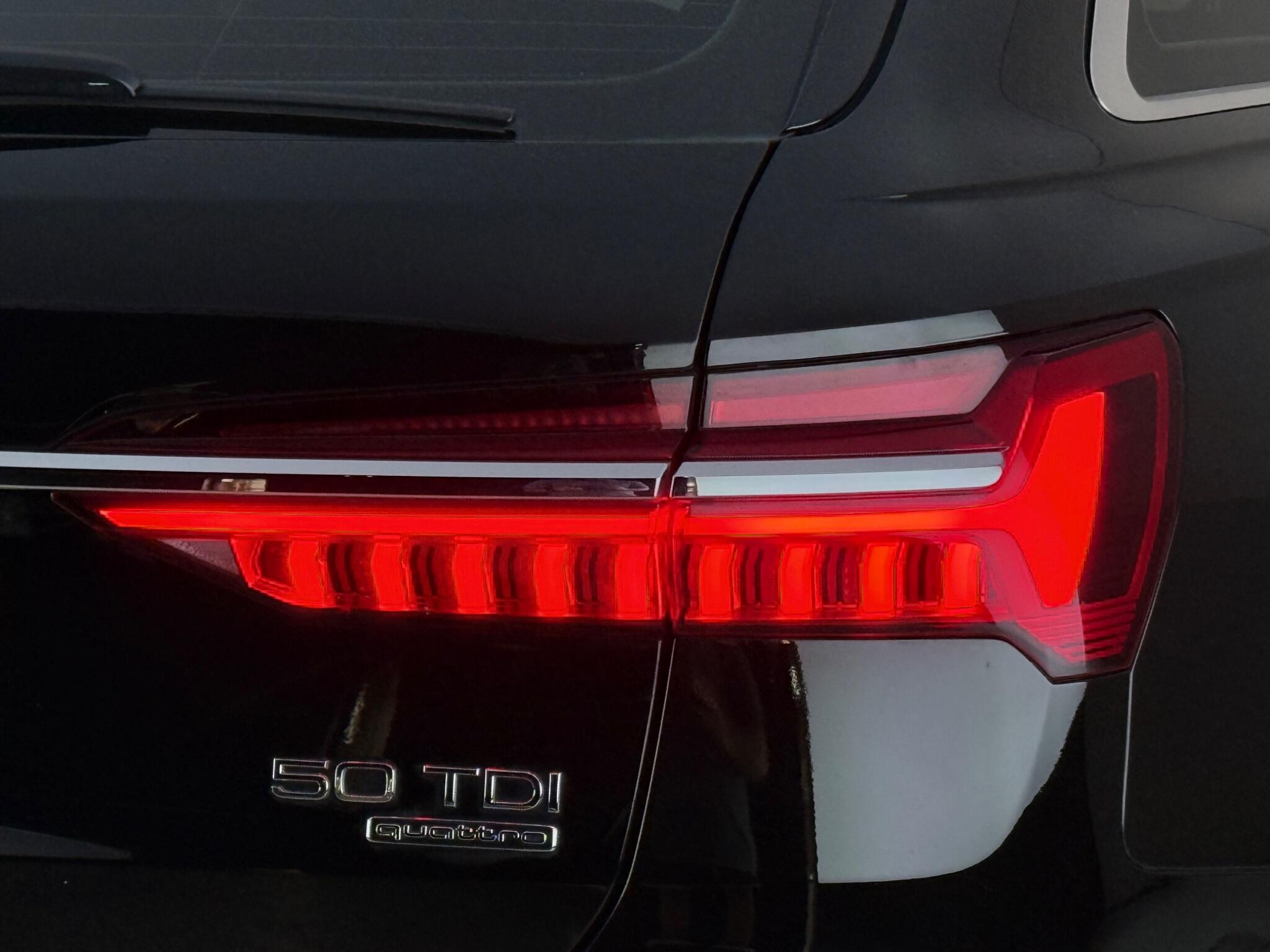 Audi A6 view 12