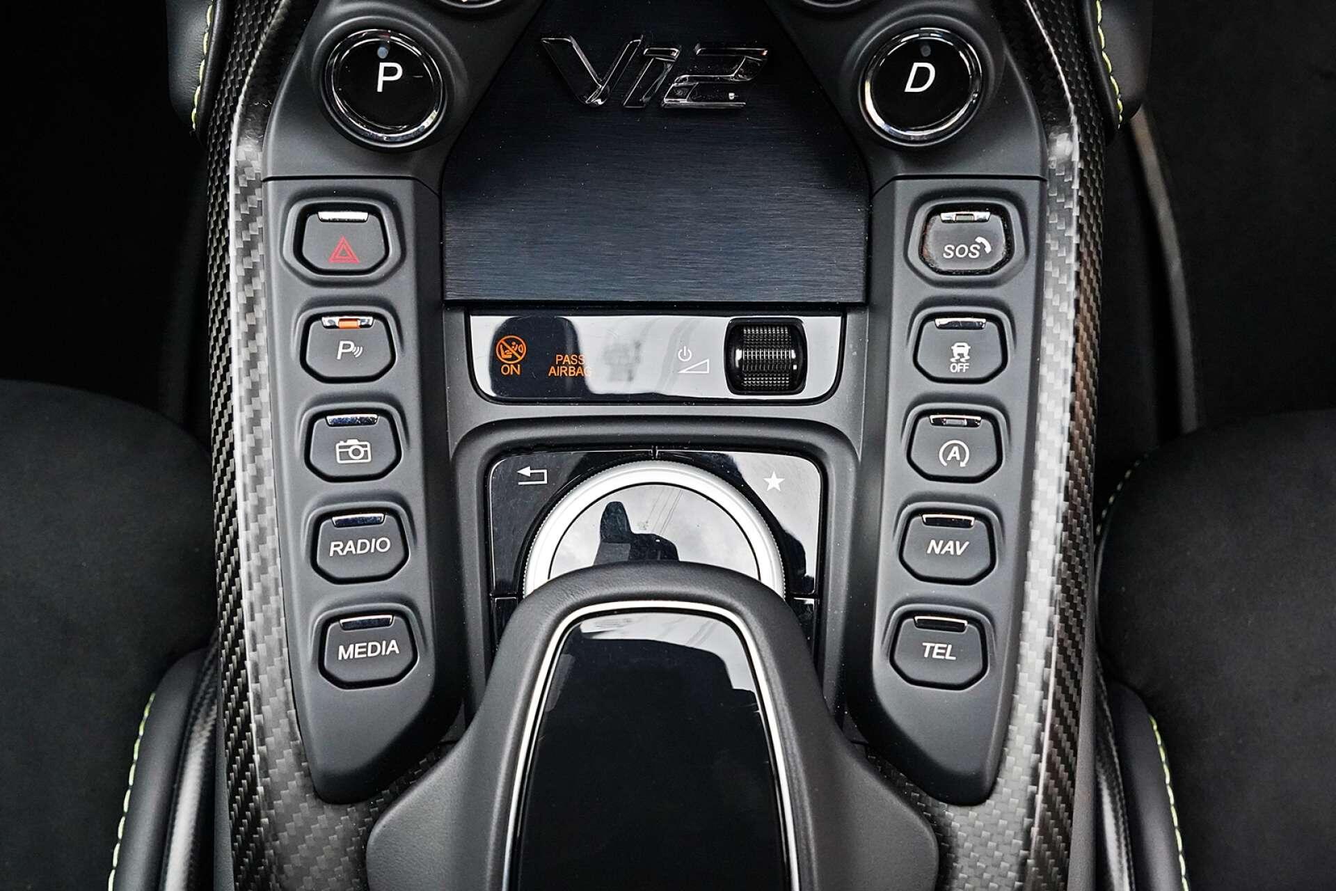 Aston Martin Vantage view 28