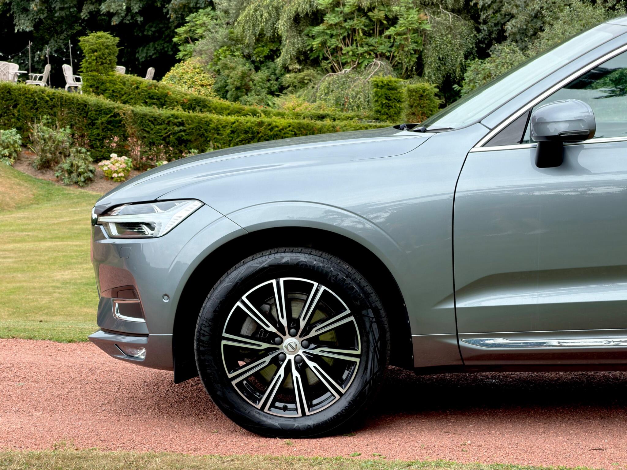 Volvo XC60 view 17
