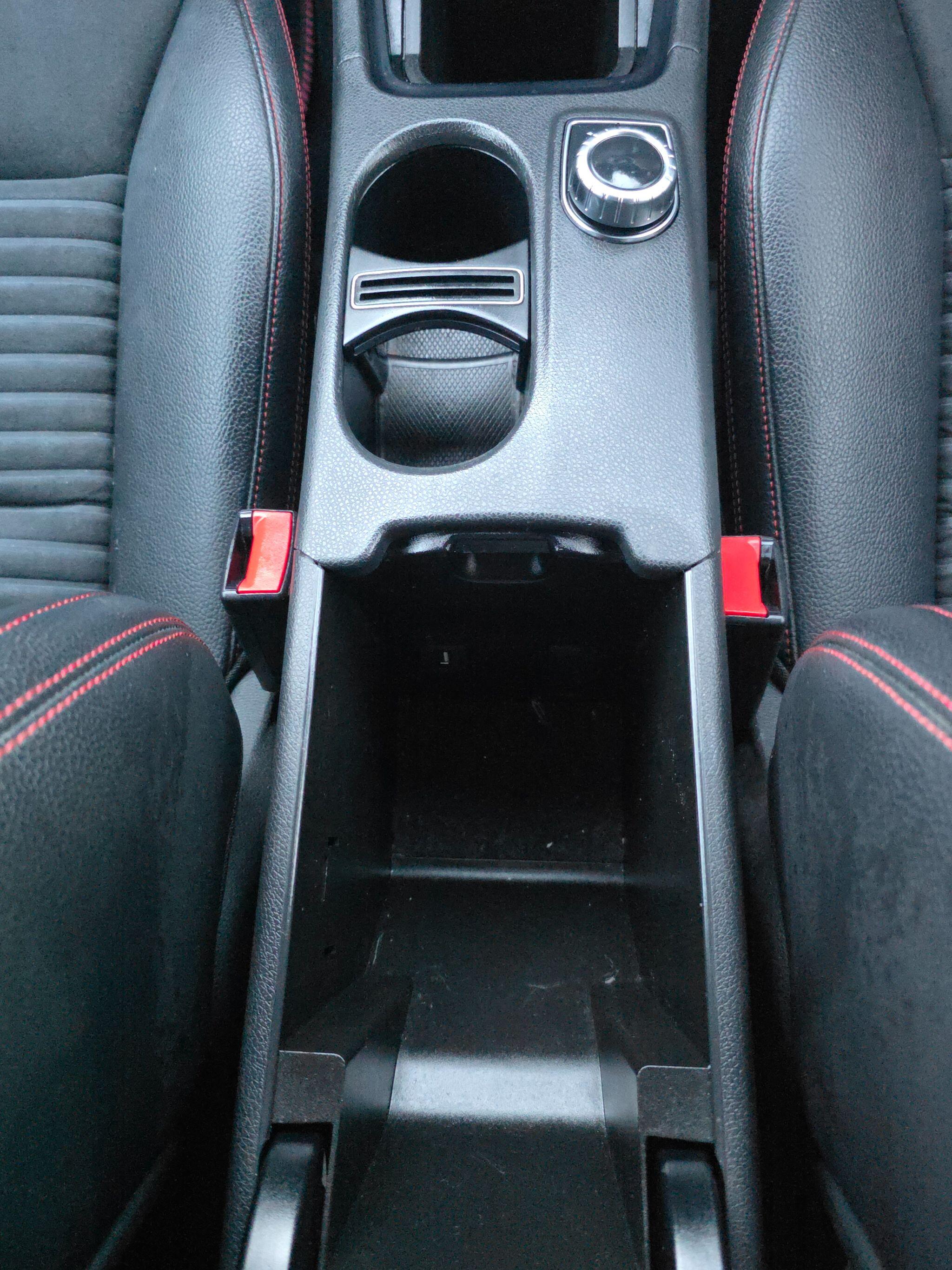 2015 Mercedes-Benz A Class image 36