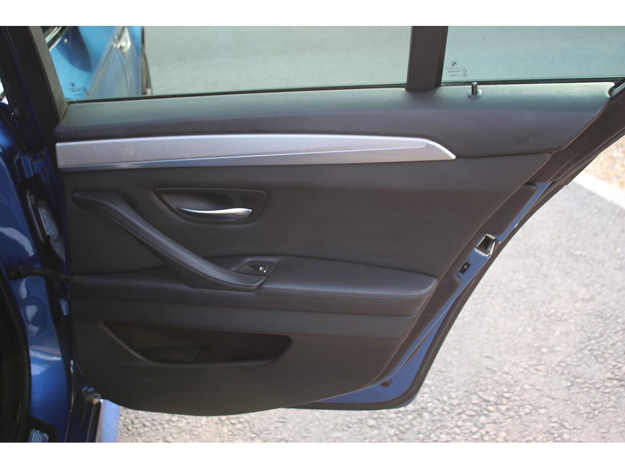 BMW M5 view 36