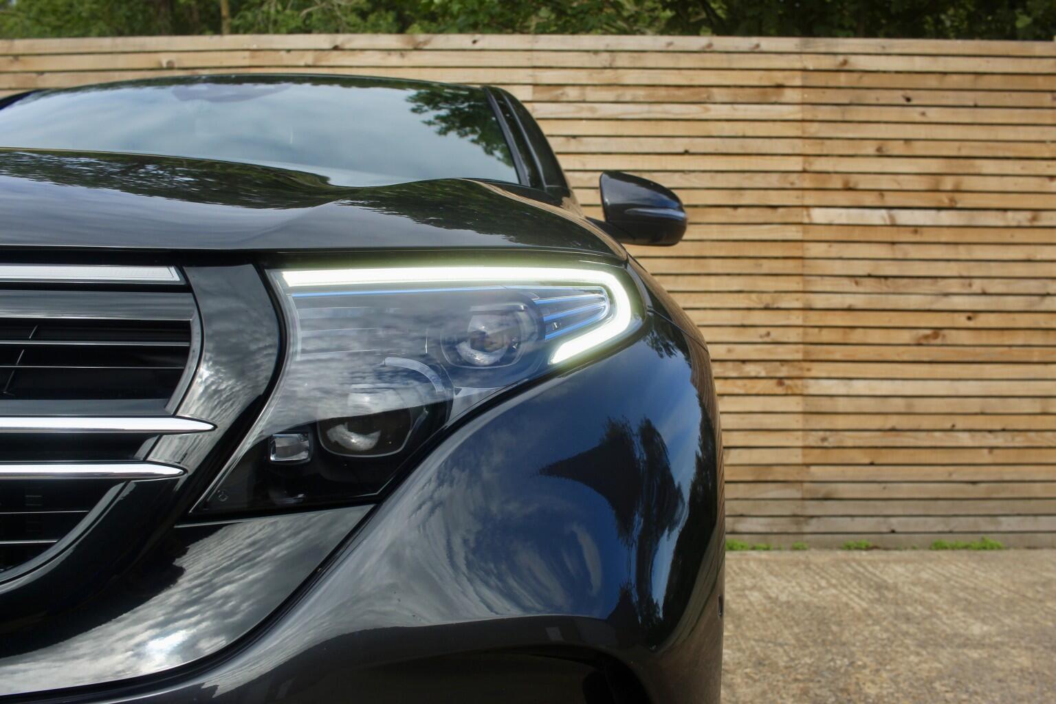 Mercedes-Benz Eqc view 47