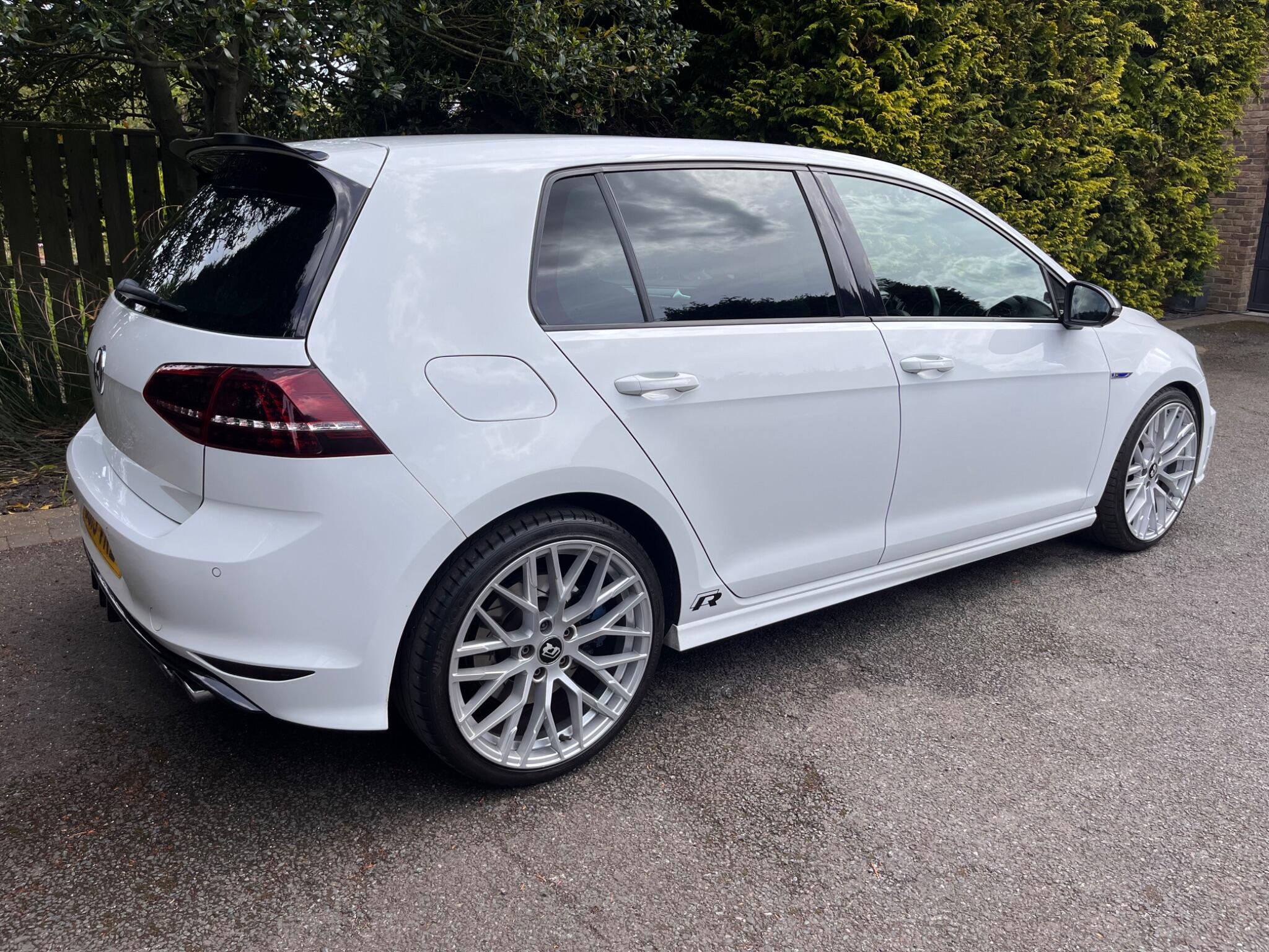 Volkswagen Golf view 16