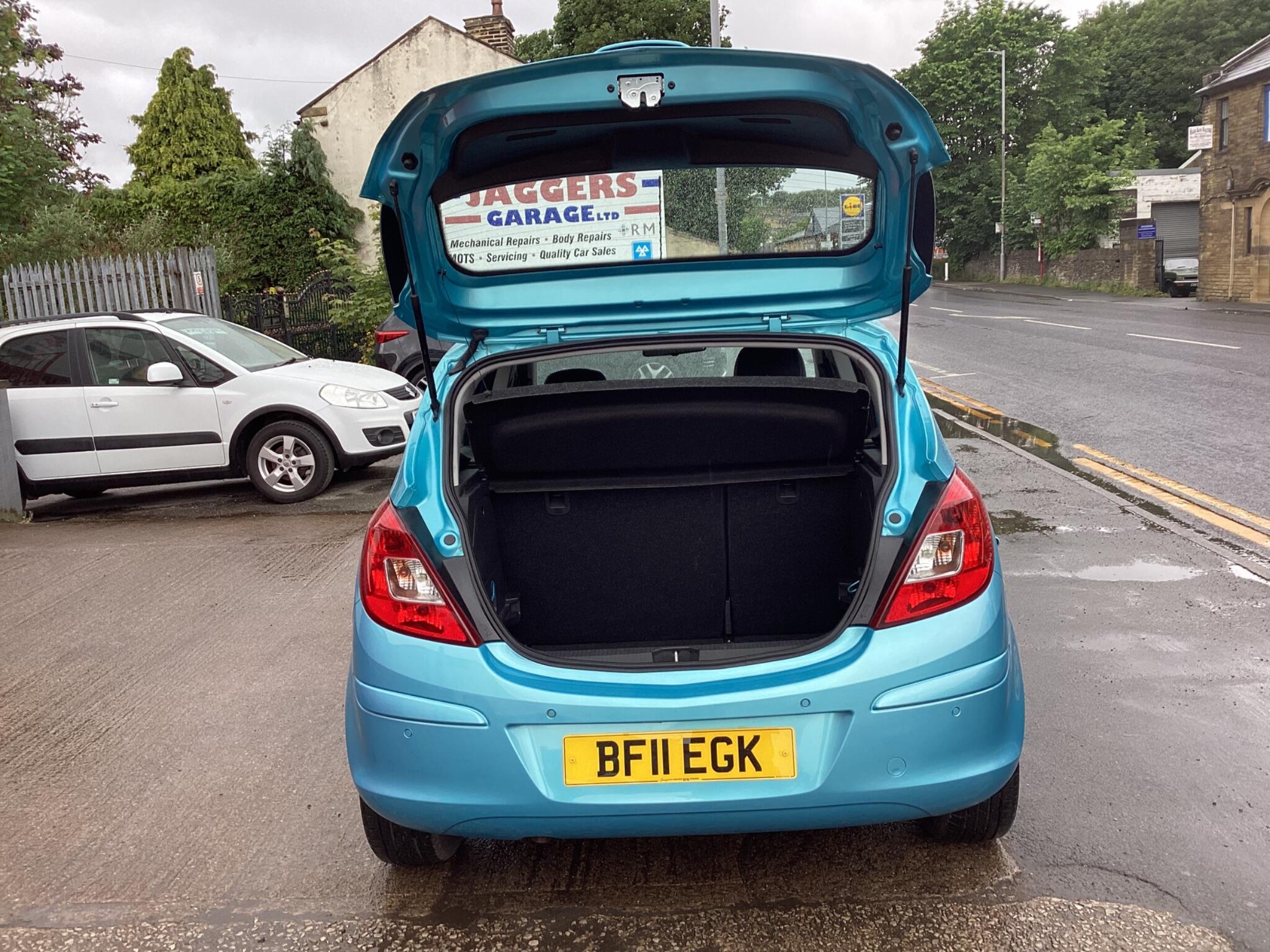 Vauxhall Corsa view 11