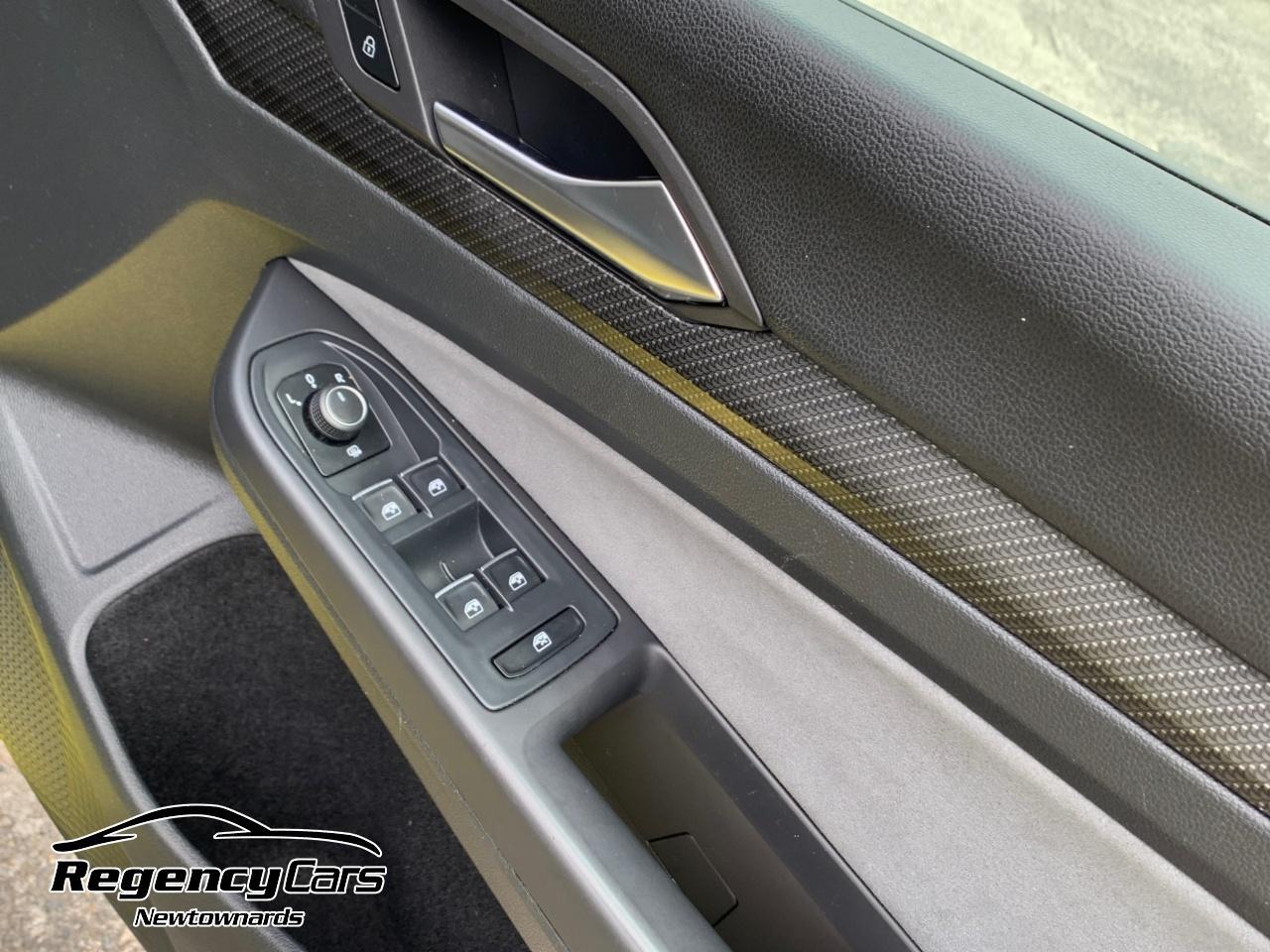 Volkswagen Golf view 25