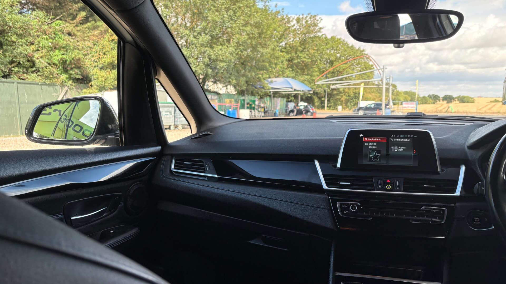 BMW 2 Series view 34