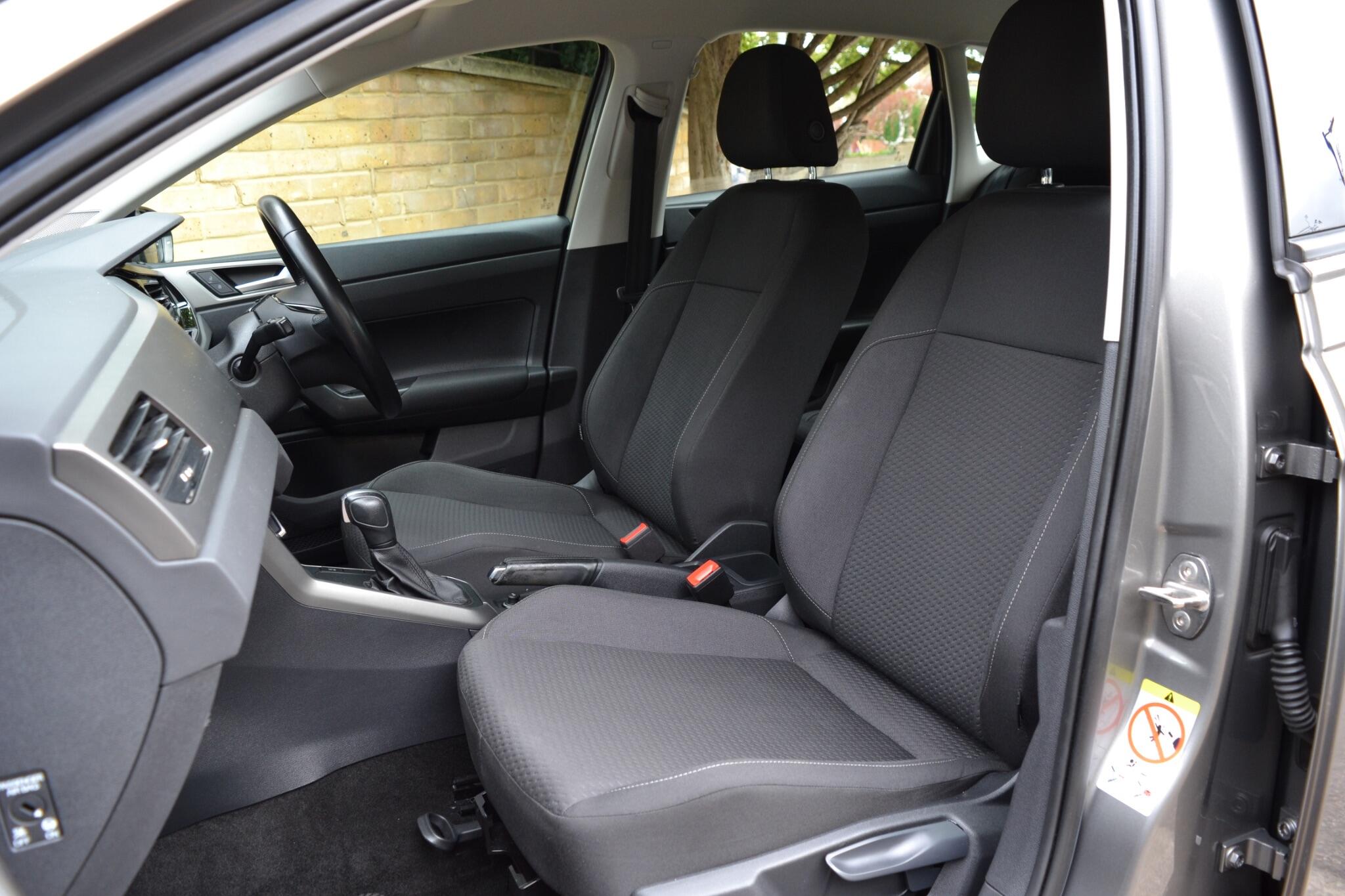 Volkswagen Polo view 10