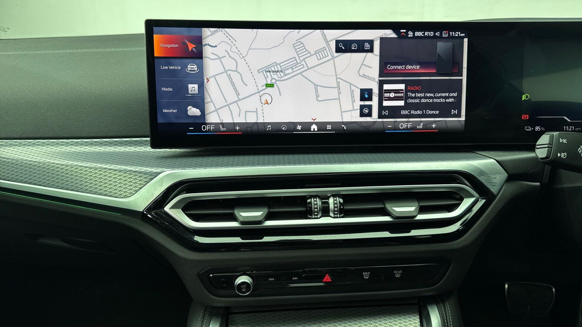 BMW i4 view 8