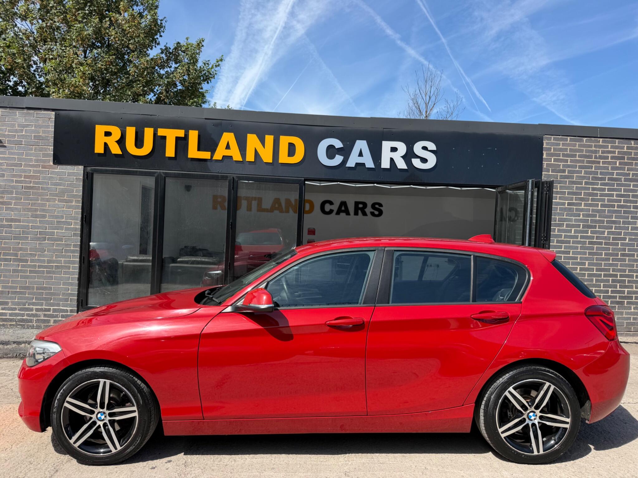 BMW 1 Series view 7