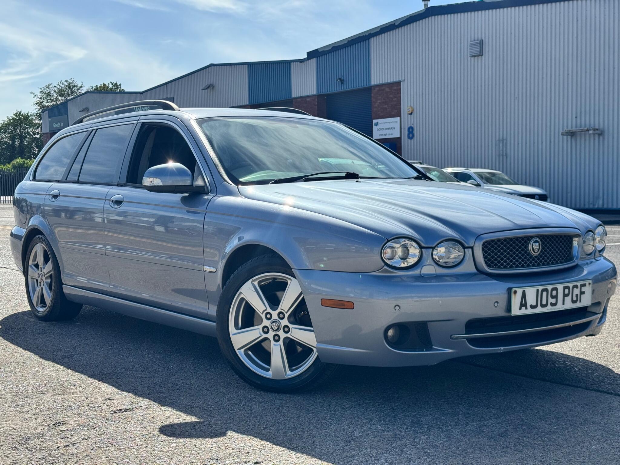 Jaguar X-Type view 5