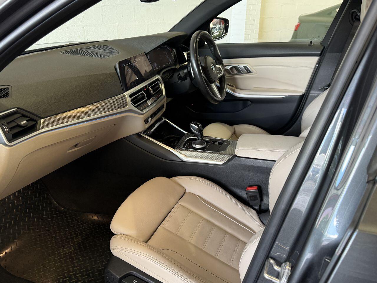 BMW 3 Series view 60