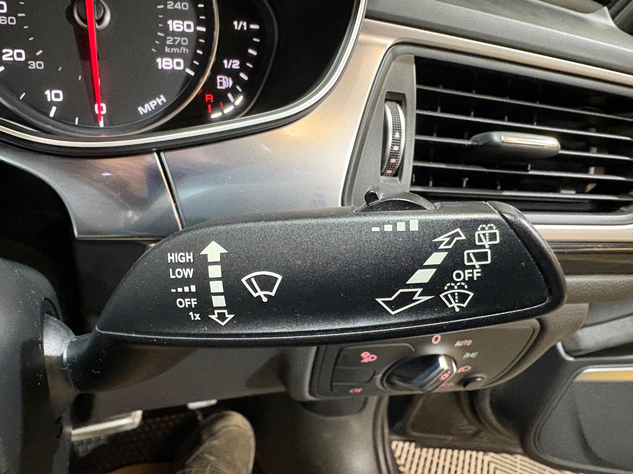 Audi A6 view 24