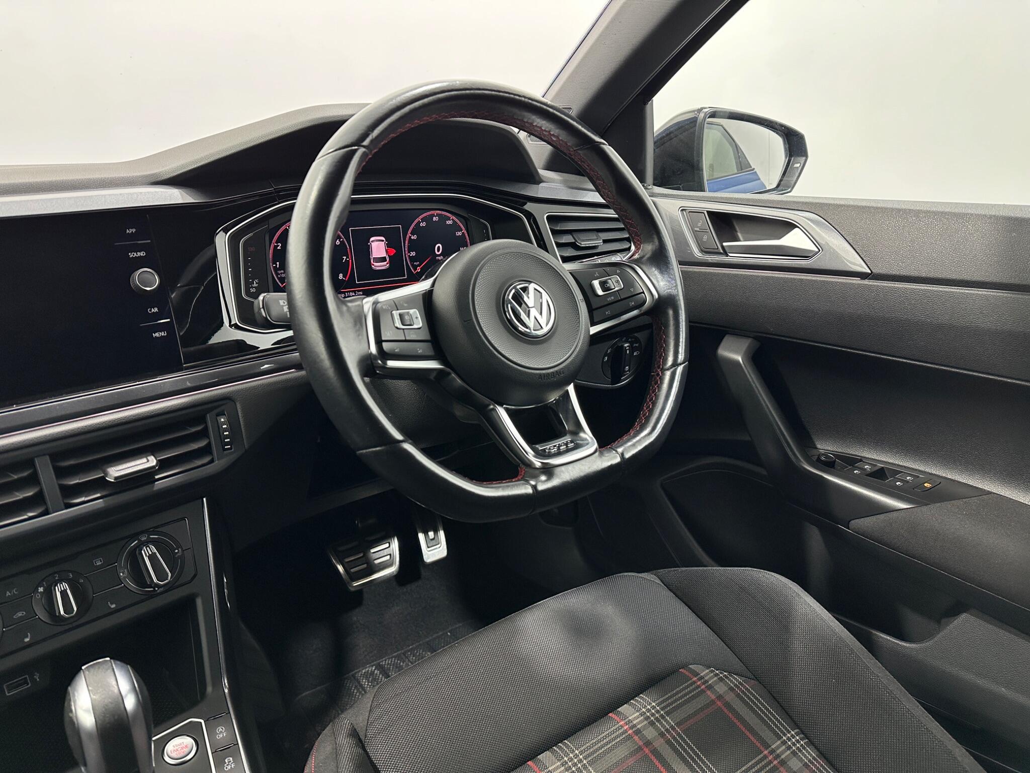 Volkswagen Polo view 12