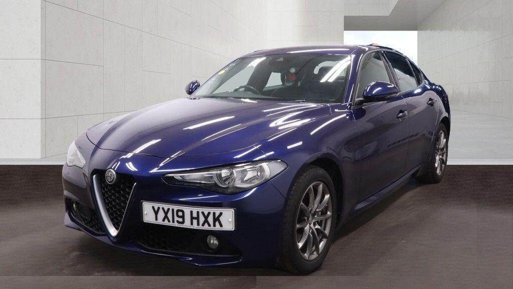 Alfa Romeo Giulia view 3