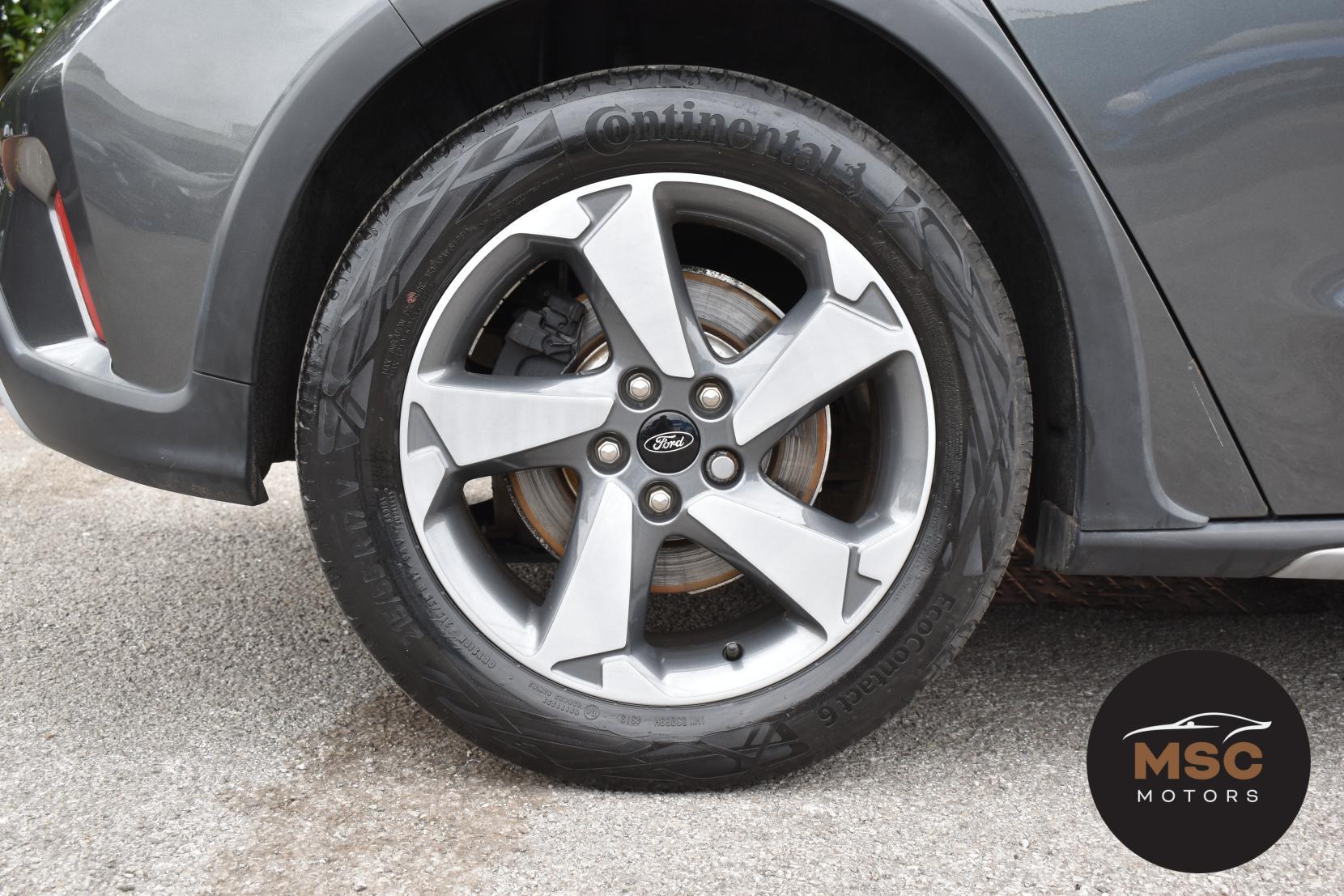 Ford Focus view 26