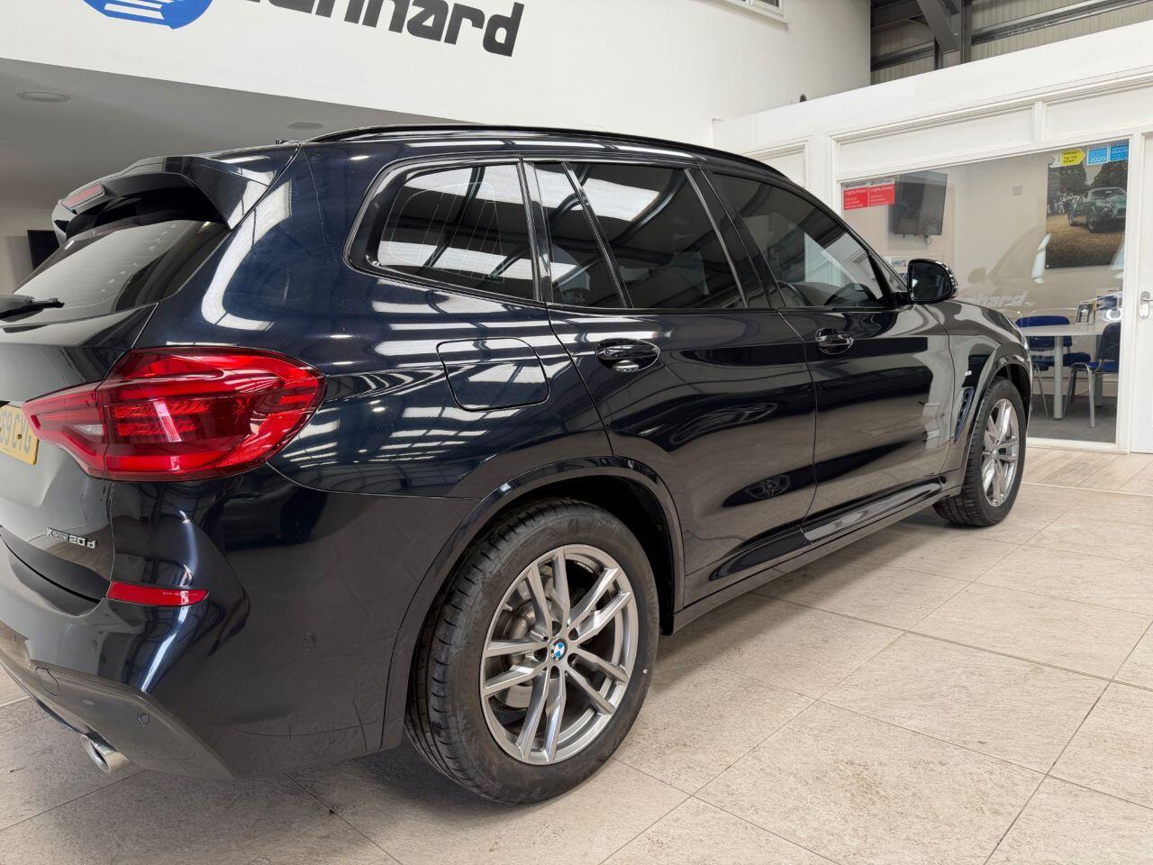 BMW X3 view 11