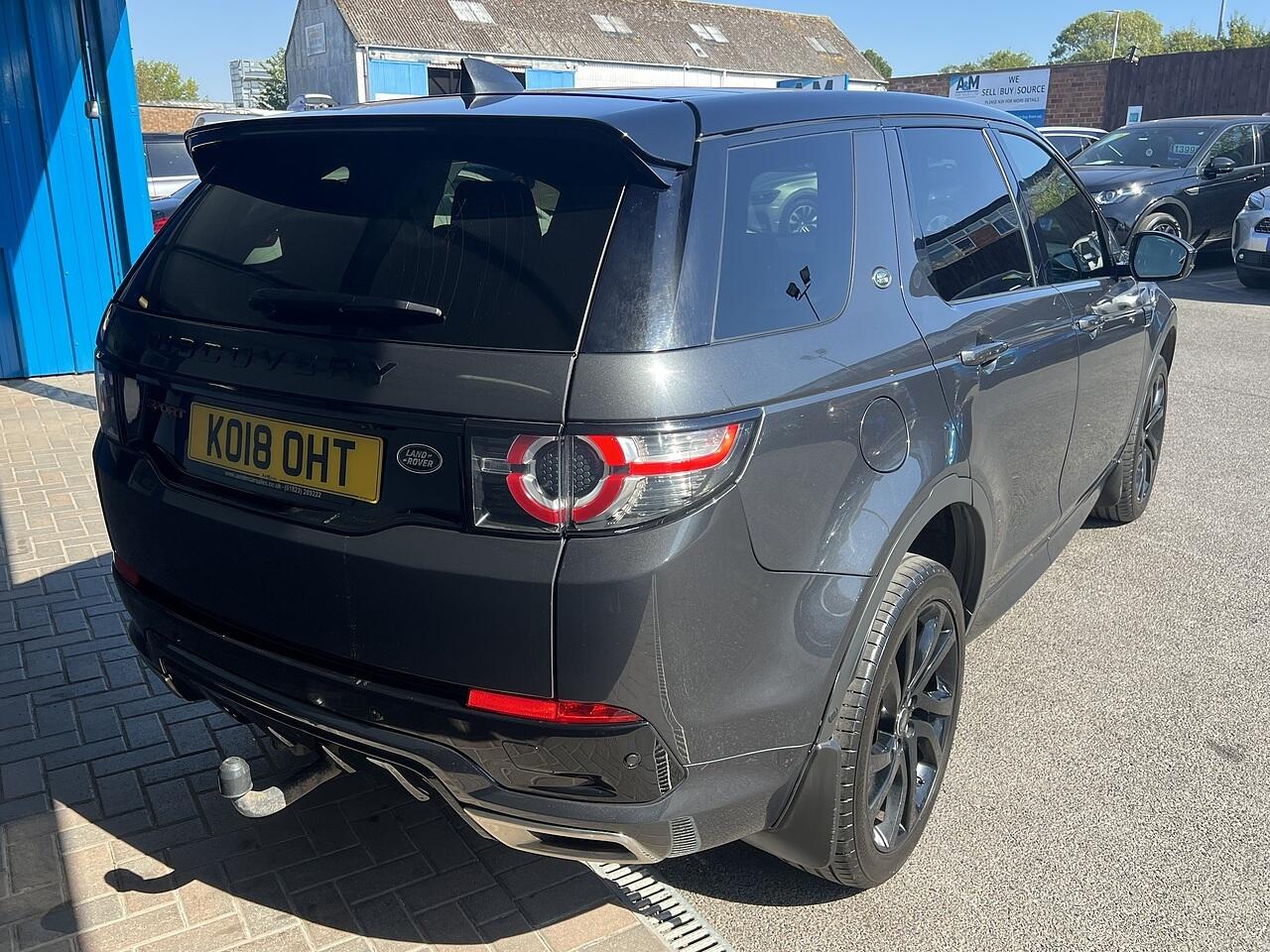 Land Rover Discovery Sport view 2