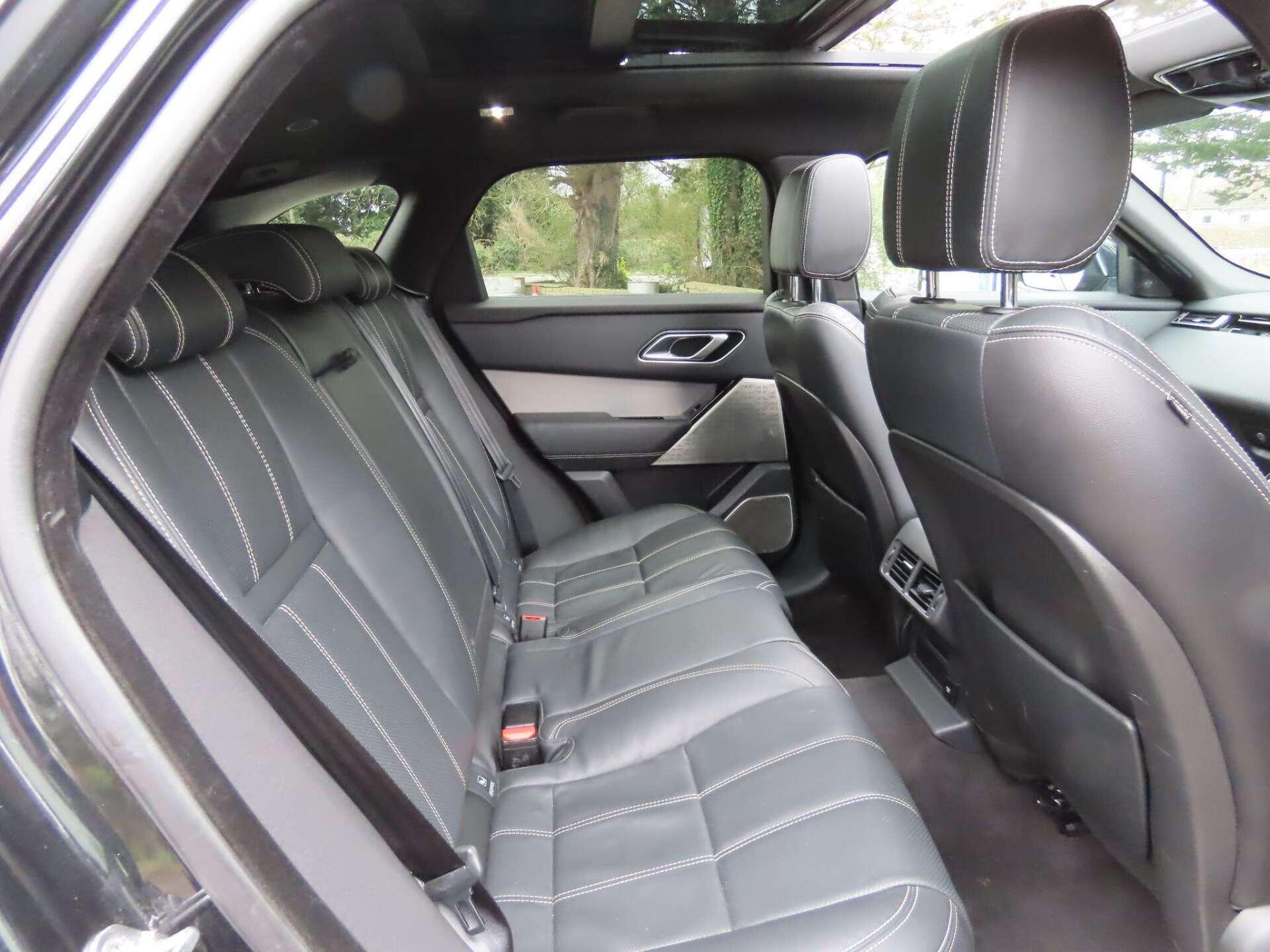 Land Rover Range Rover Velar view 10