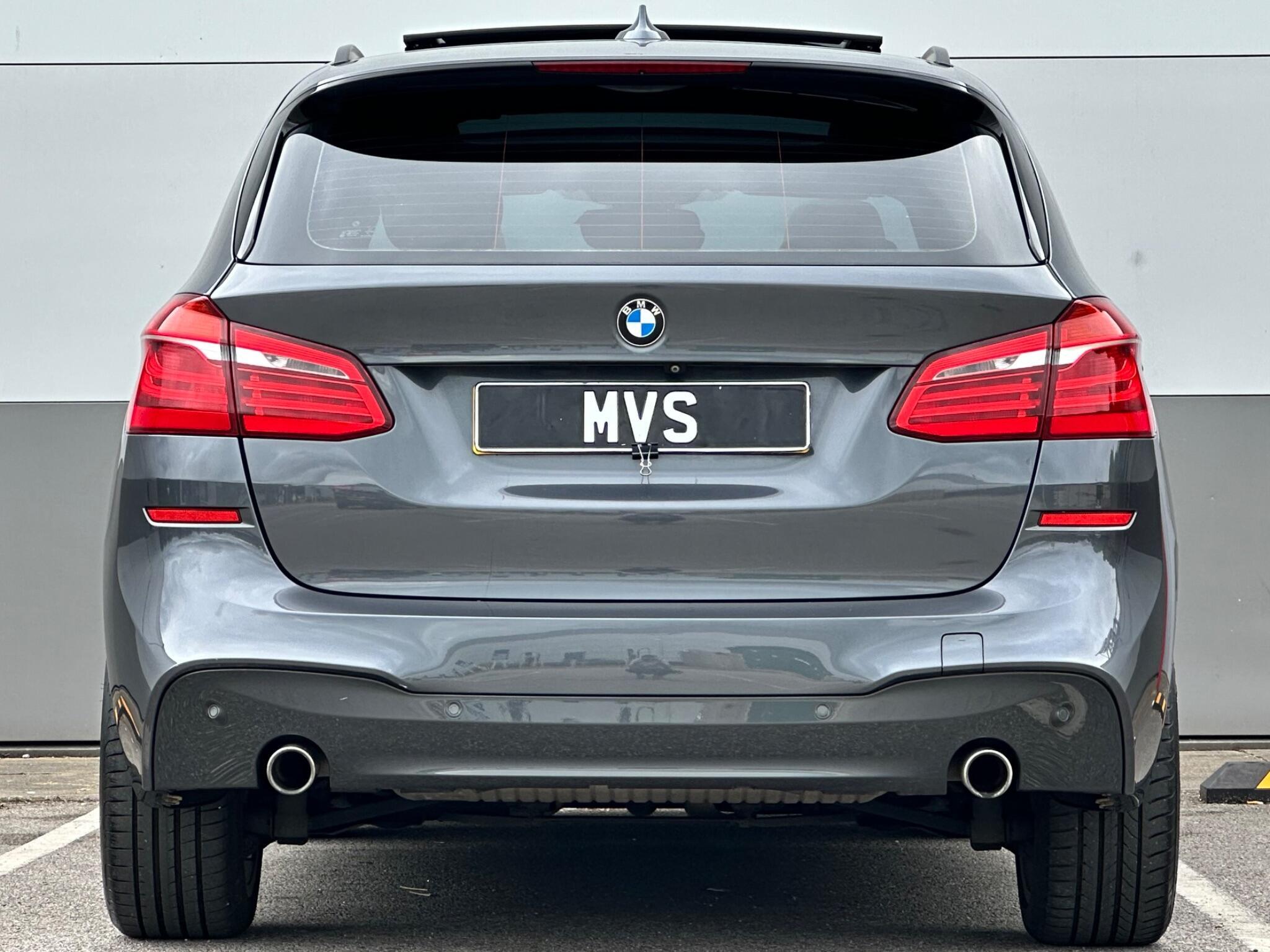 BMW 2 Series view 12