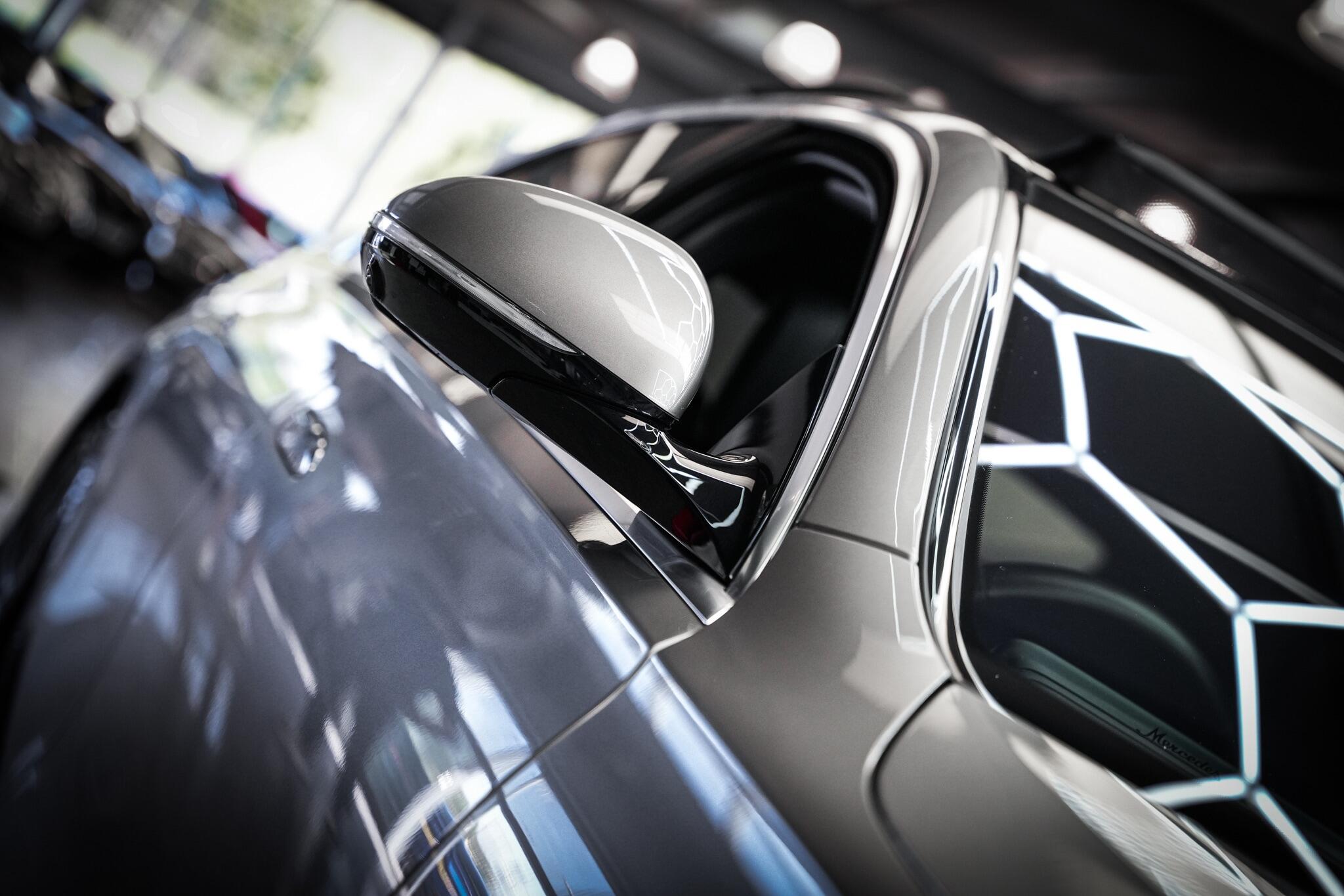 Mercedes-Benz S-Class view 34