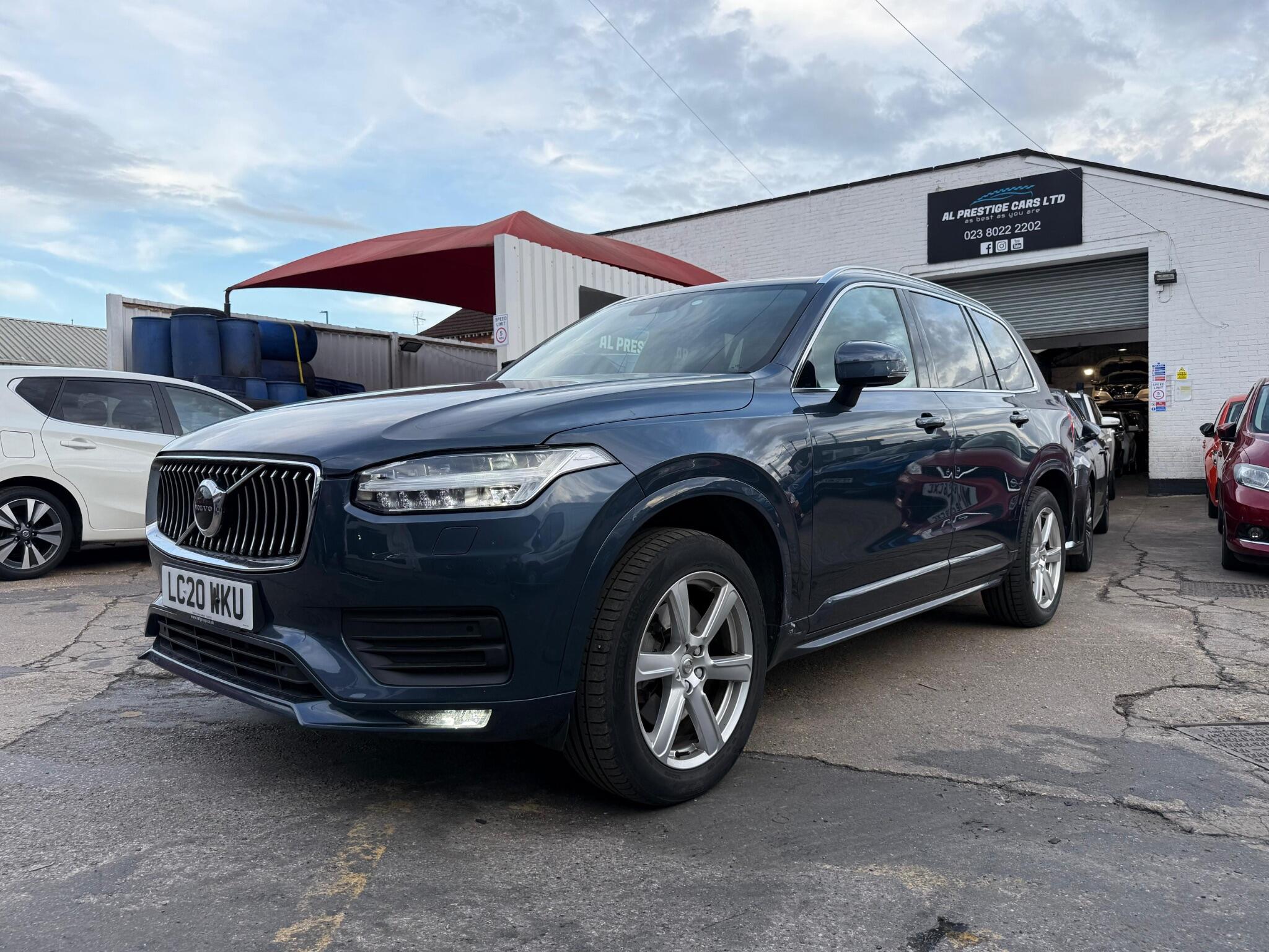 2020 Volvo XC90 in Blue for sale