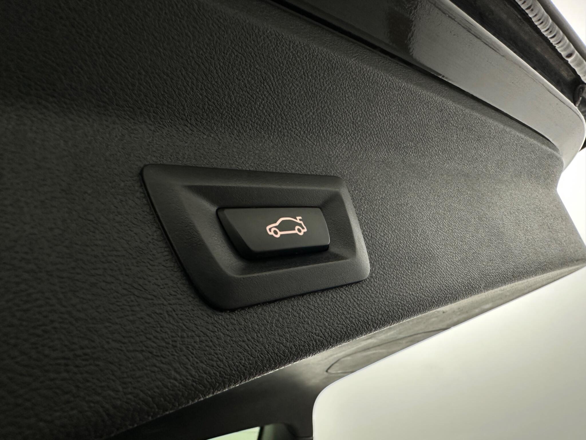 BMW X3 view 50