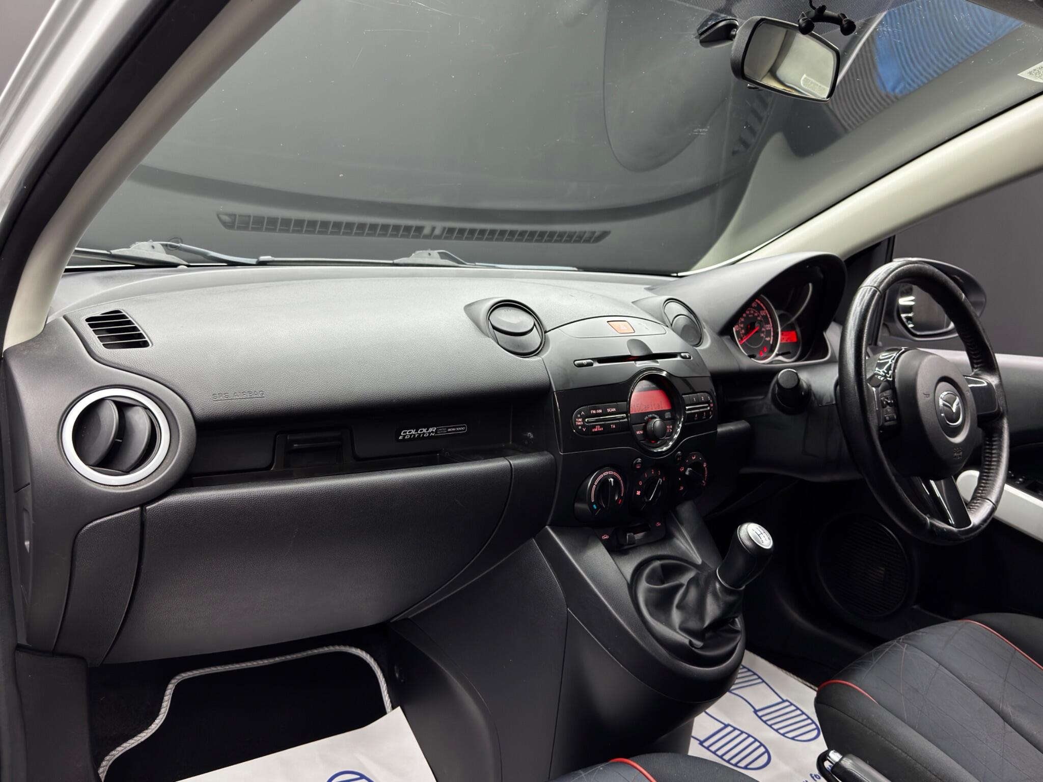 Mazda Mazda2 view 11