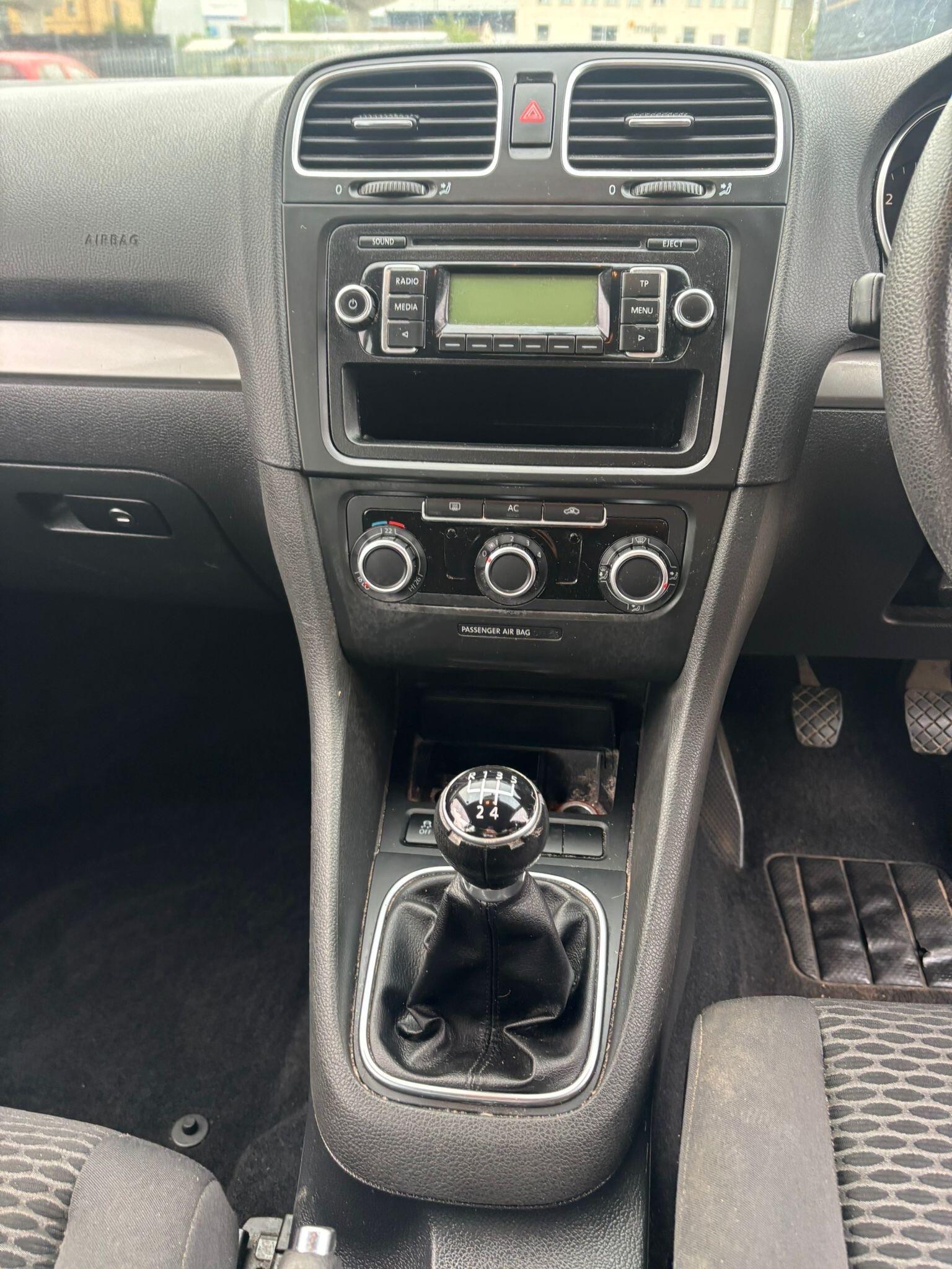 Volkswagen Golf view 27