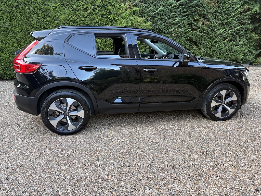 Volvo XC40 view 7