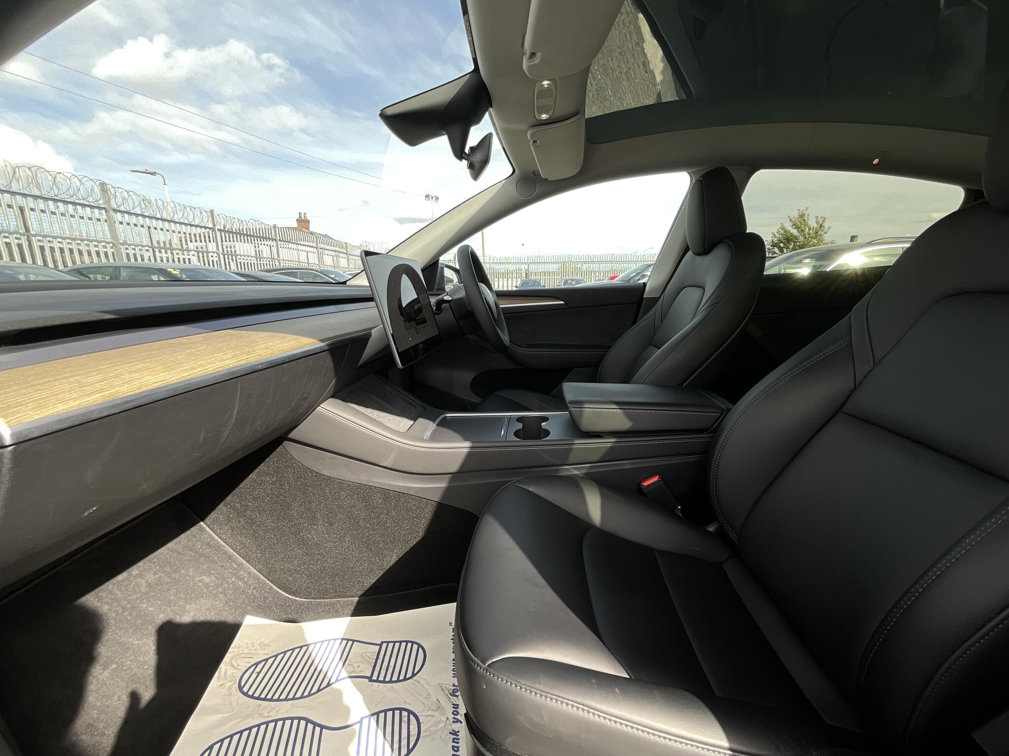 Tesla Model Y view 19