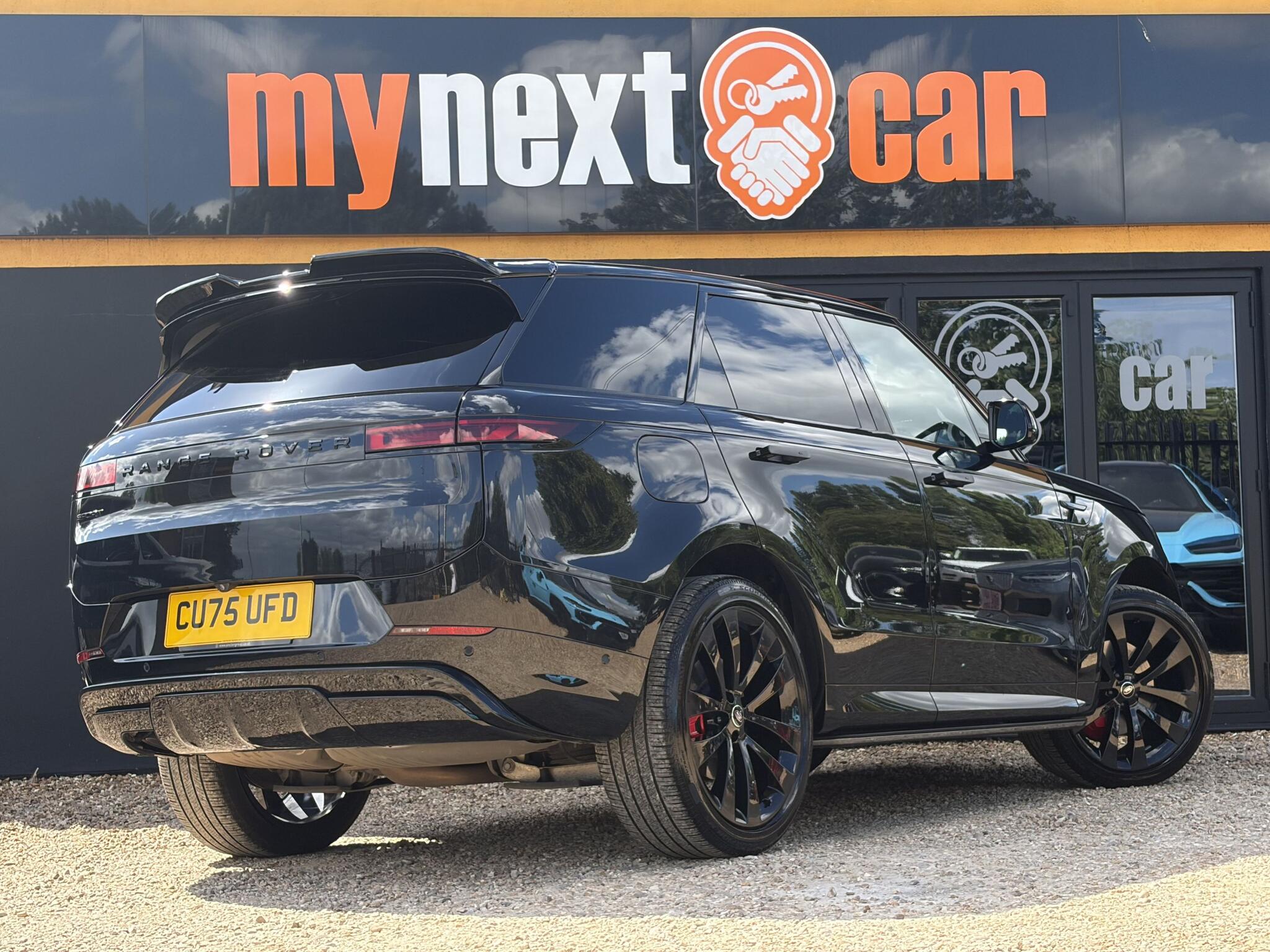 Land Rover Range Rover Sport view 12