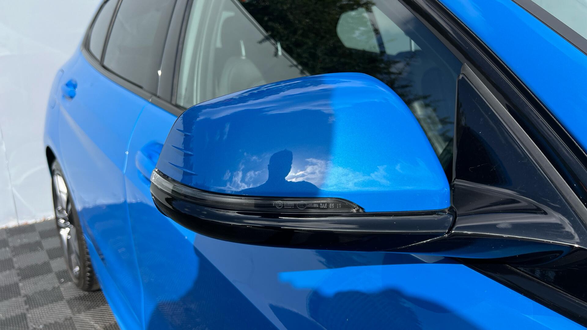 BMW 1 Series view 26