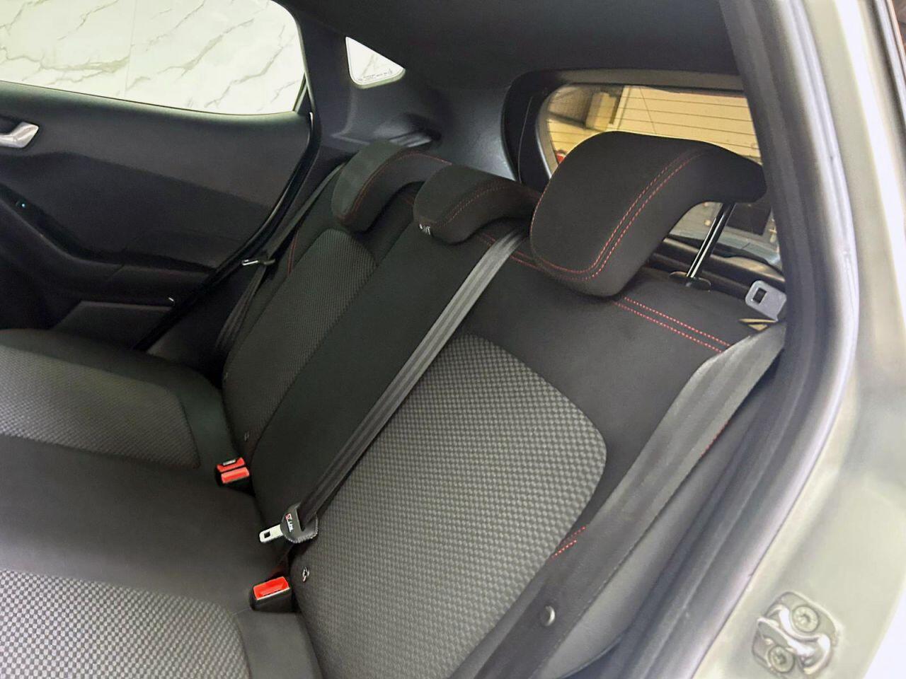 Ford Fiesta view 22