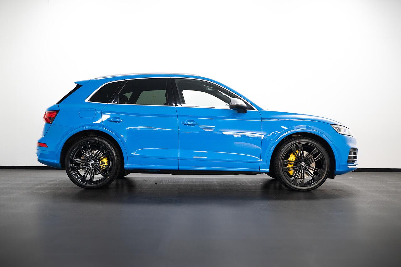 Audi SQ5 view 22
