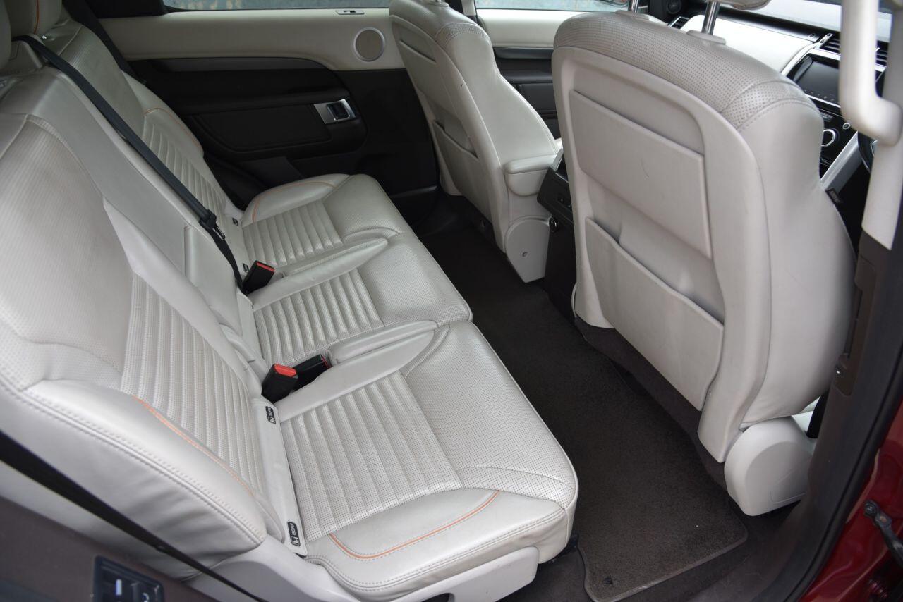 Land Rover Discovery view 22
