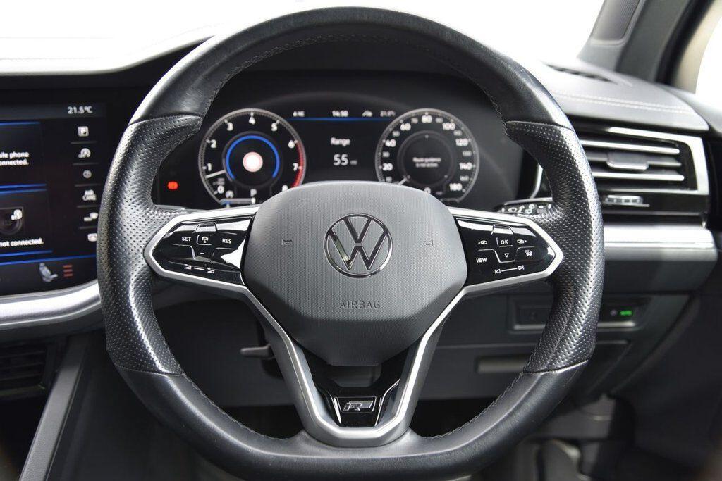 Volkswagen Touareg view 32