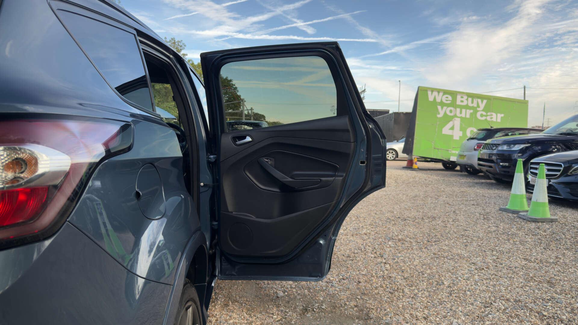 Ford Kuga view 46