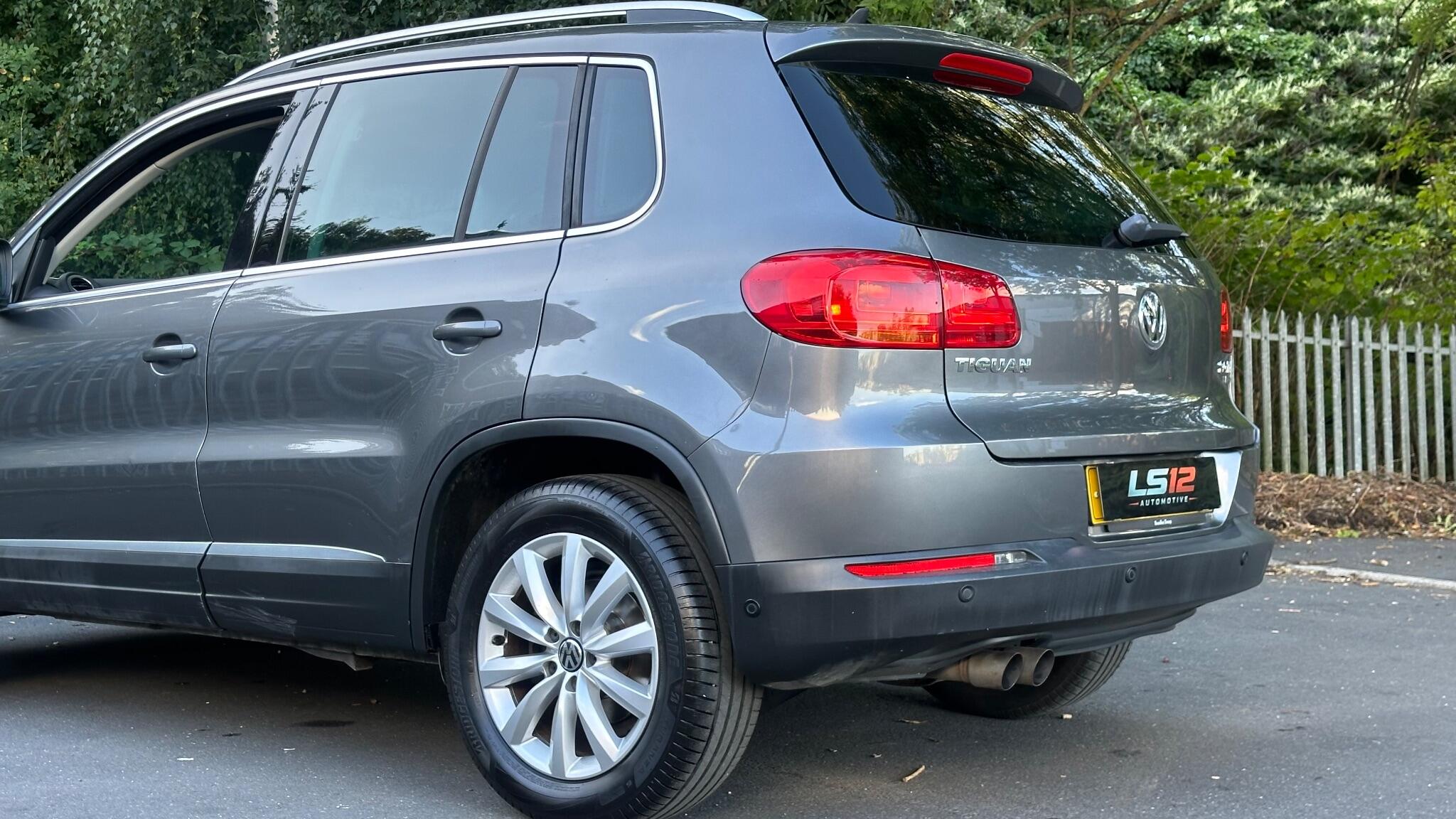 Volkswagen Tiguan view 8