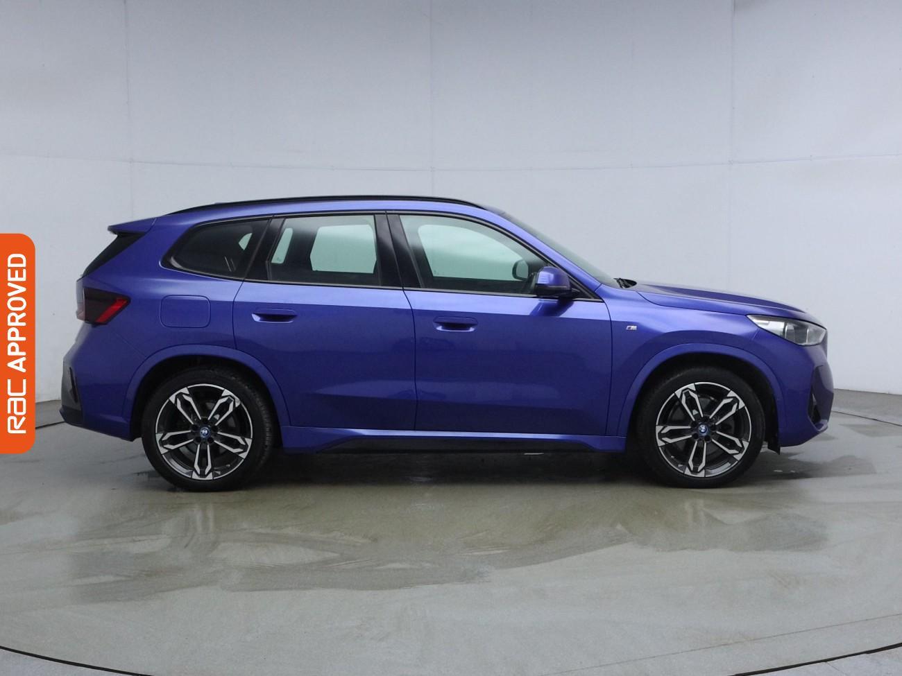 BMW iX1 view 7
