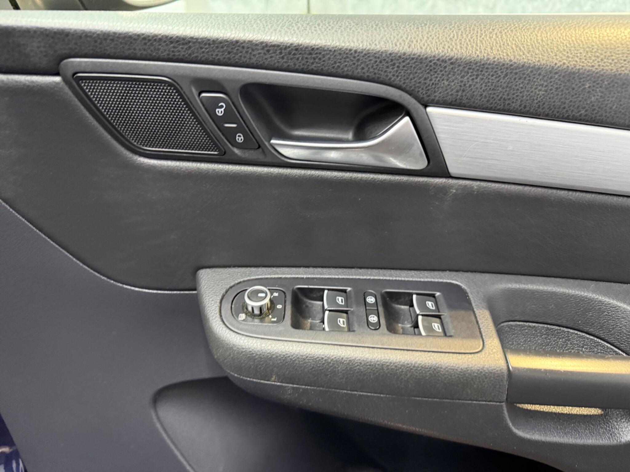 Volkswagen Sharan view 20