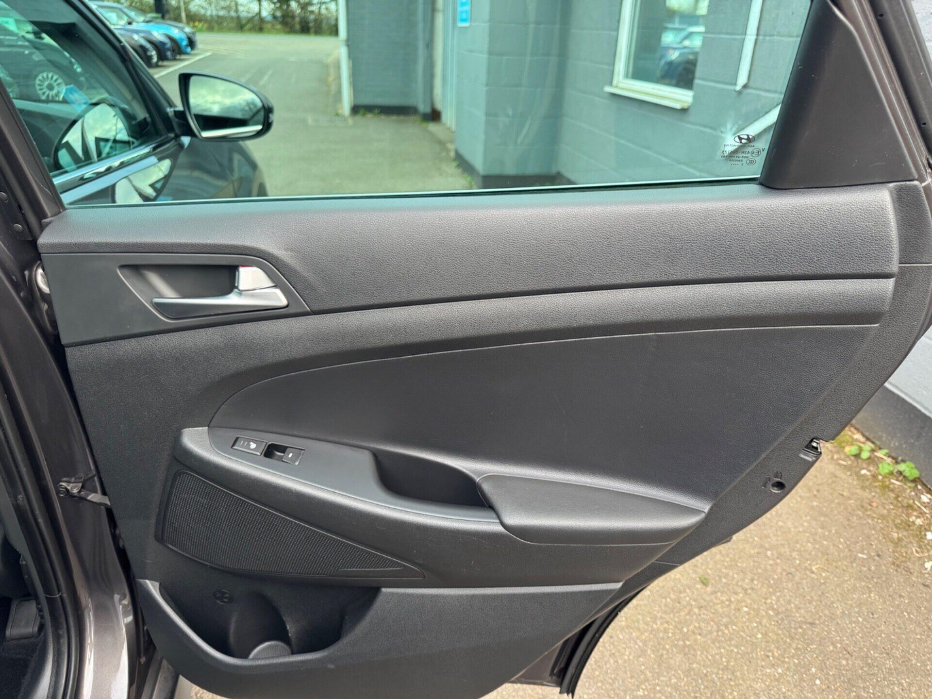 Hyundai Tucson view 10