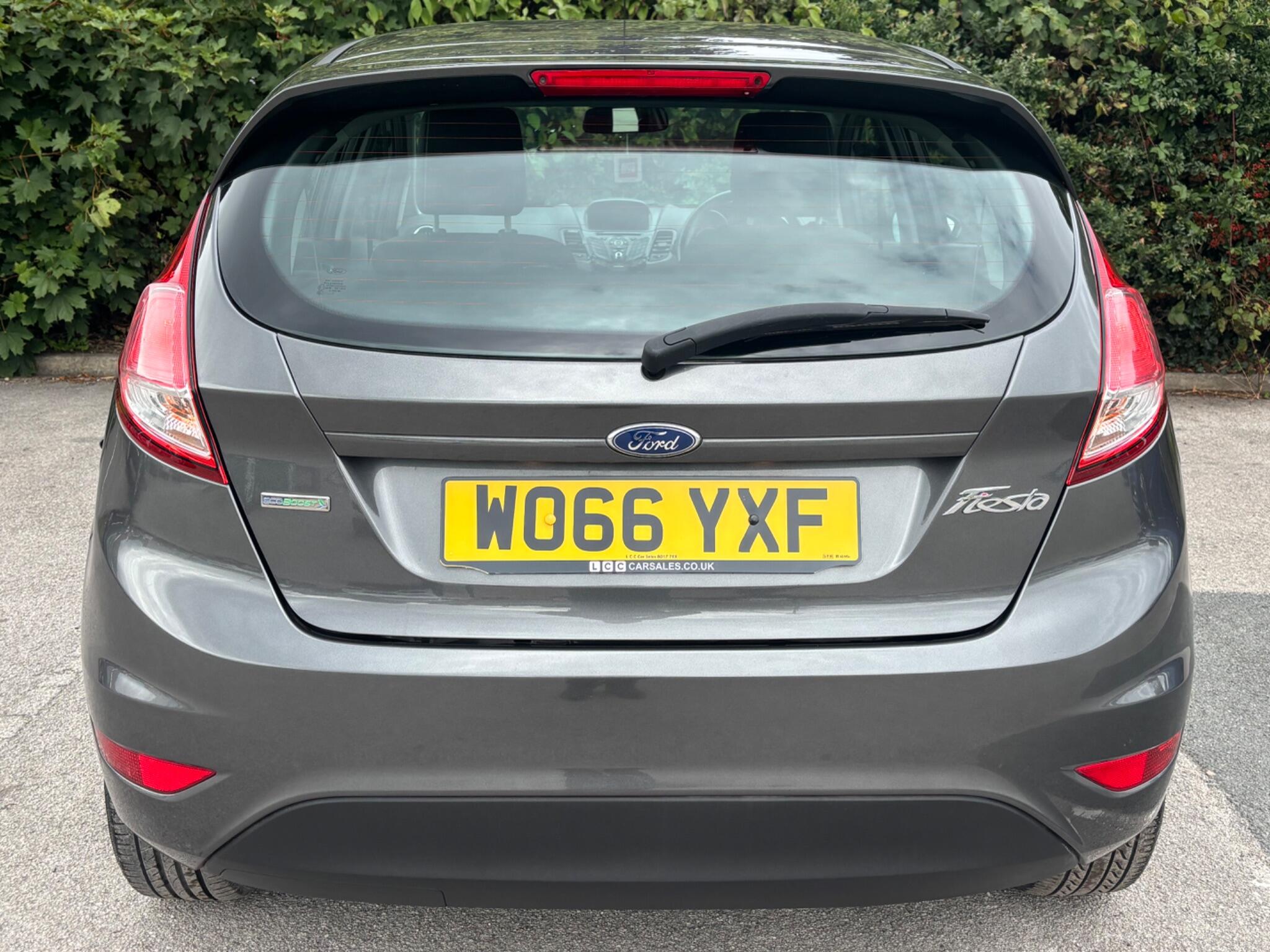 Ford Fiesta view 6