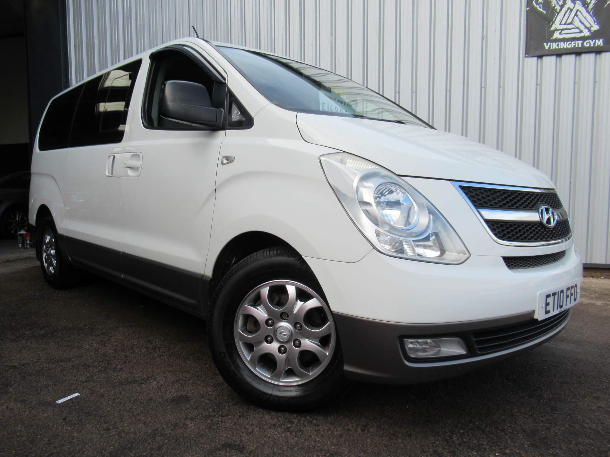 Hyundai i800