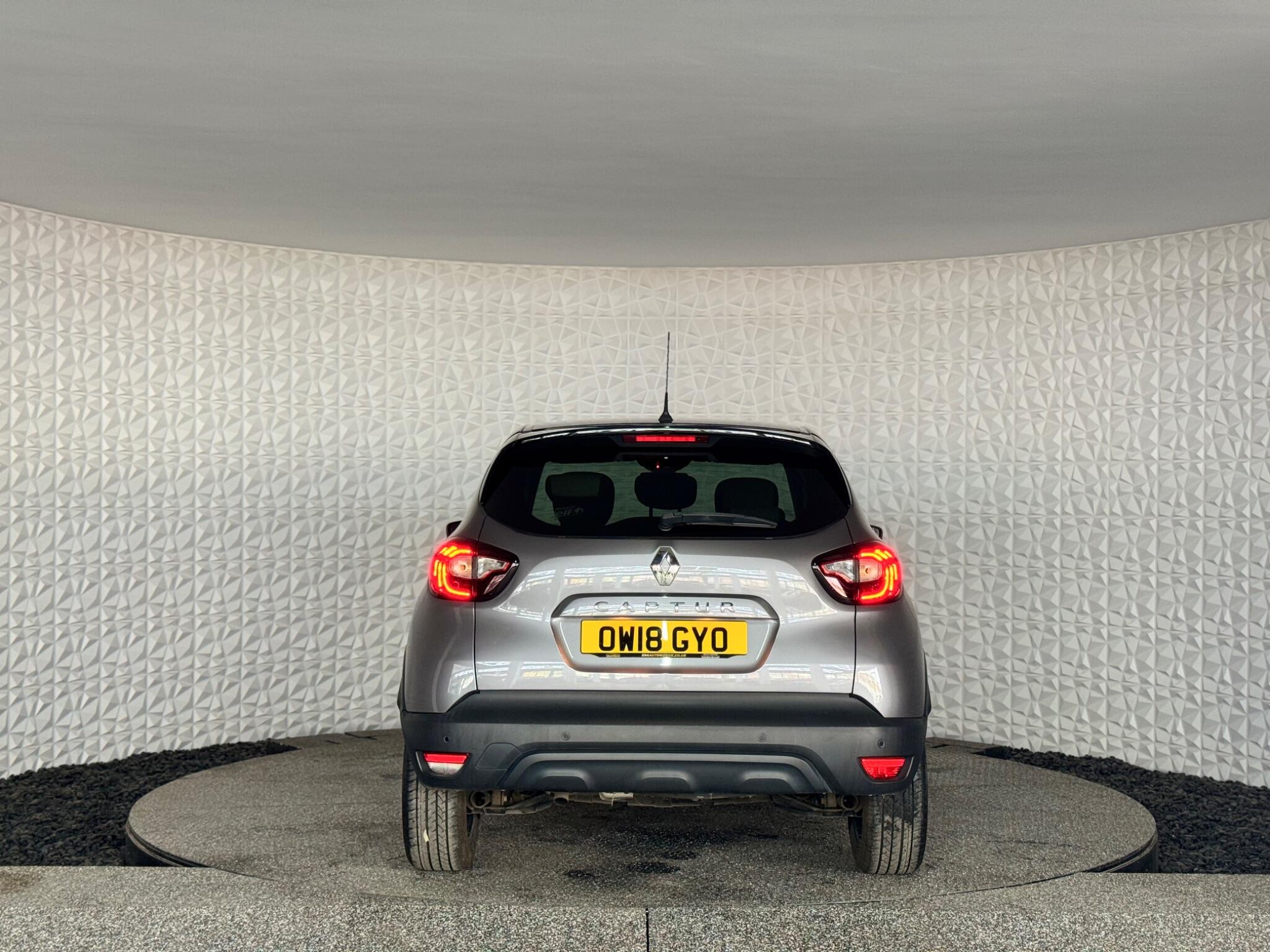 Renault Captur view 12