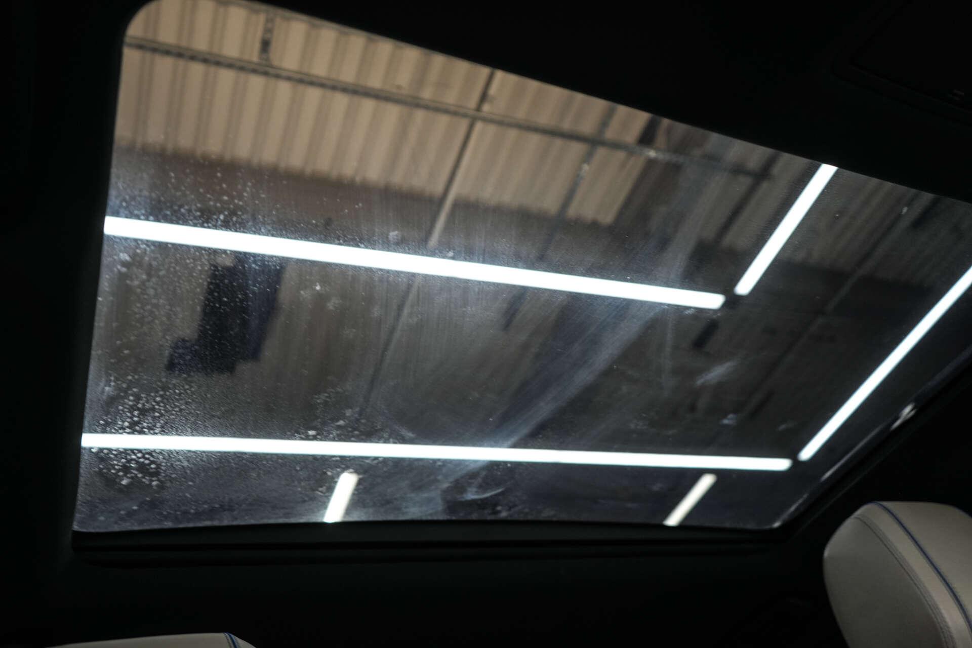 Land Rover Discovery 3 view 31
