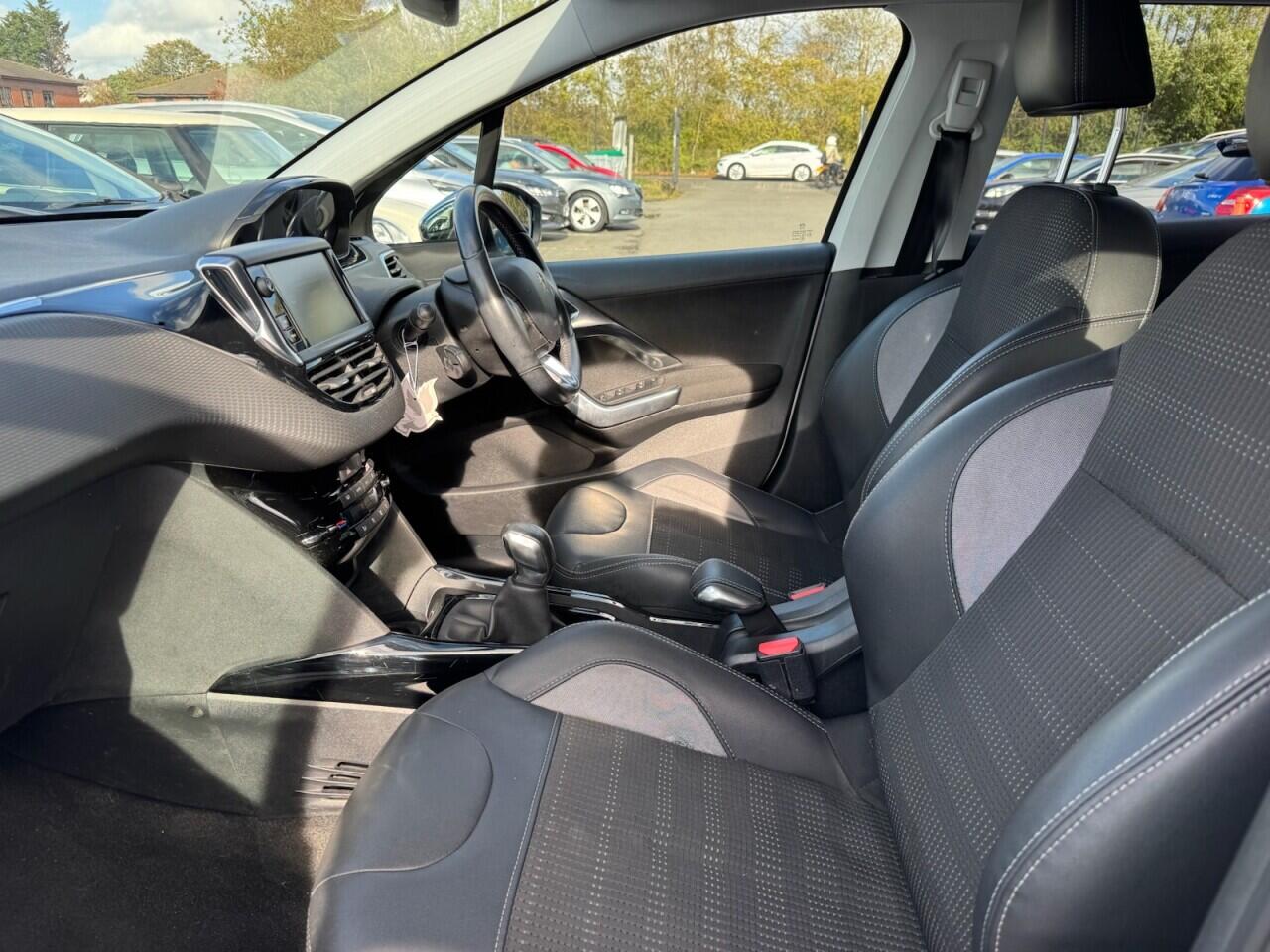 Peugeot 2008 view 48