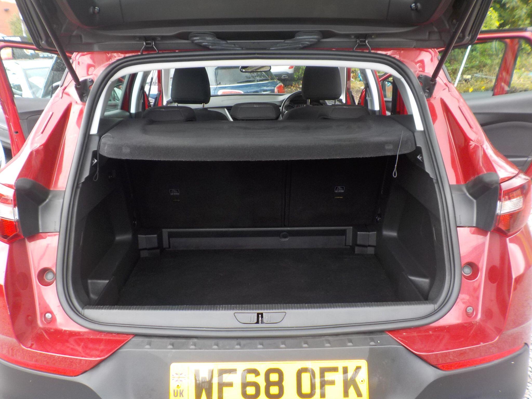 Vauxhall Grandland X 1.2 Turbo SE Euro 6 (s/s) 5dr
